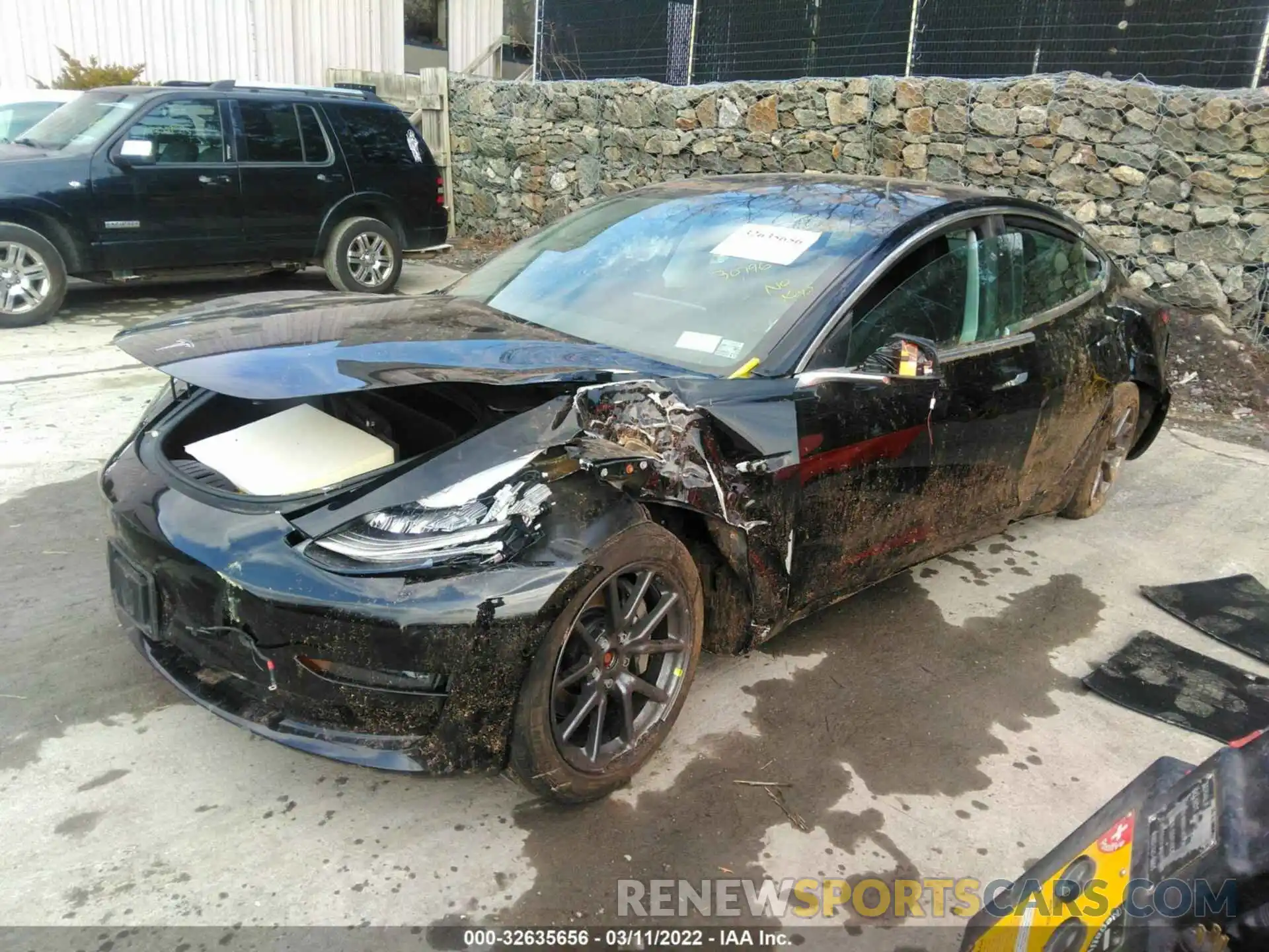 2 Photograph of a damaged car 5YJ3E1EB0KF384333 TESLA MODEL 3 2019