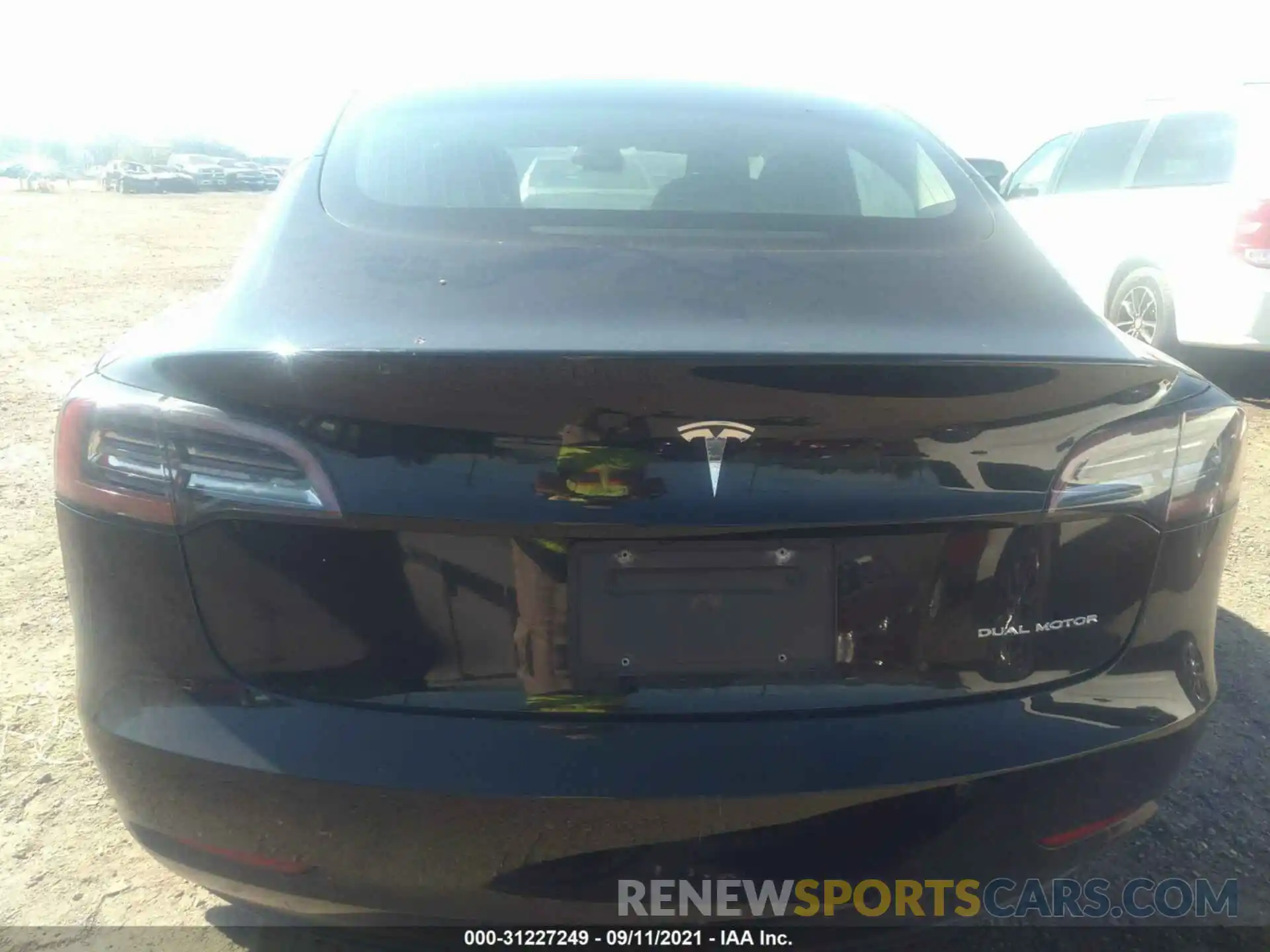 11 Photograph of a damaged car 5YJ3E1EB0KF384574 TESLA MODEL 3 2019