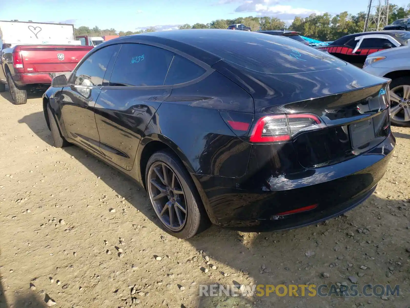 3 Фотография поврежденного автомобиля 5YJ3E1EB0KF385319 TESLA MODEL 3 2019