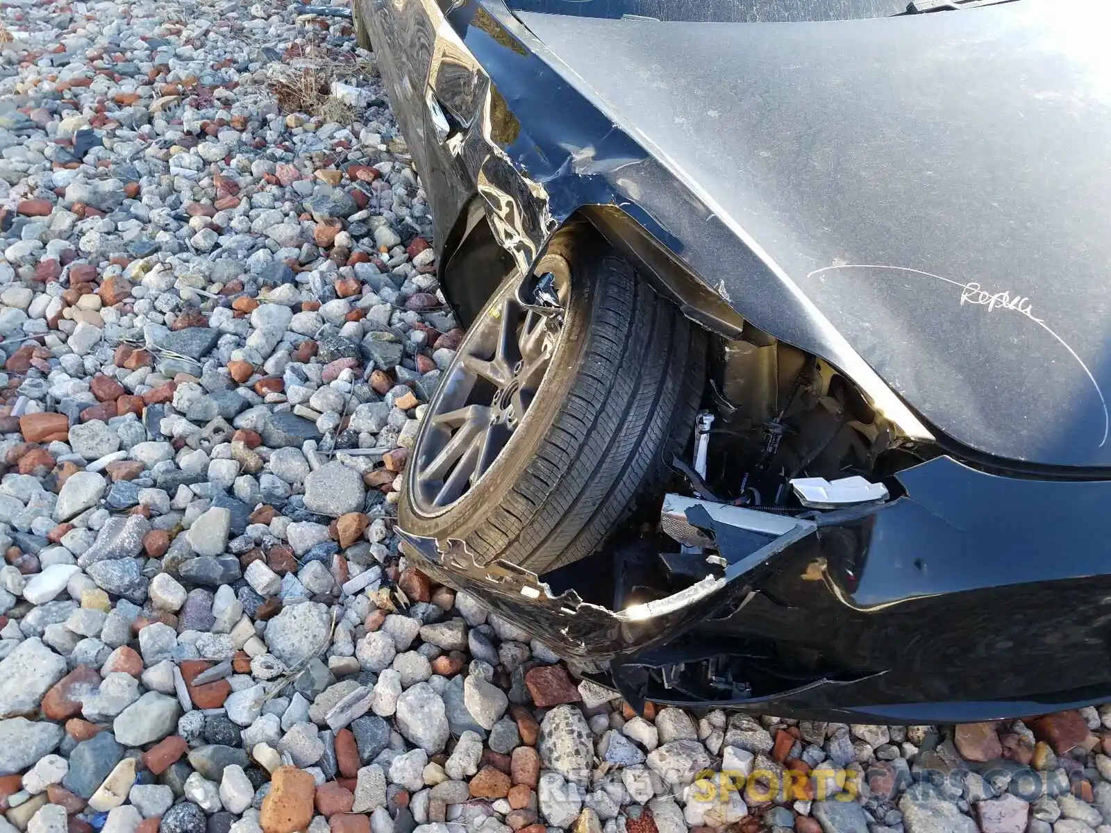 9 Photograph of a damaged car 5YJ3E1EB0KF385661 TESLA MODEL 3 2019