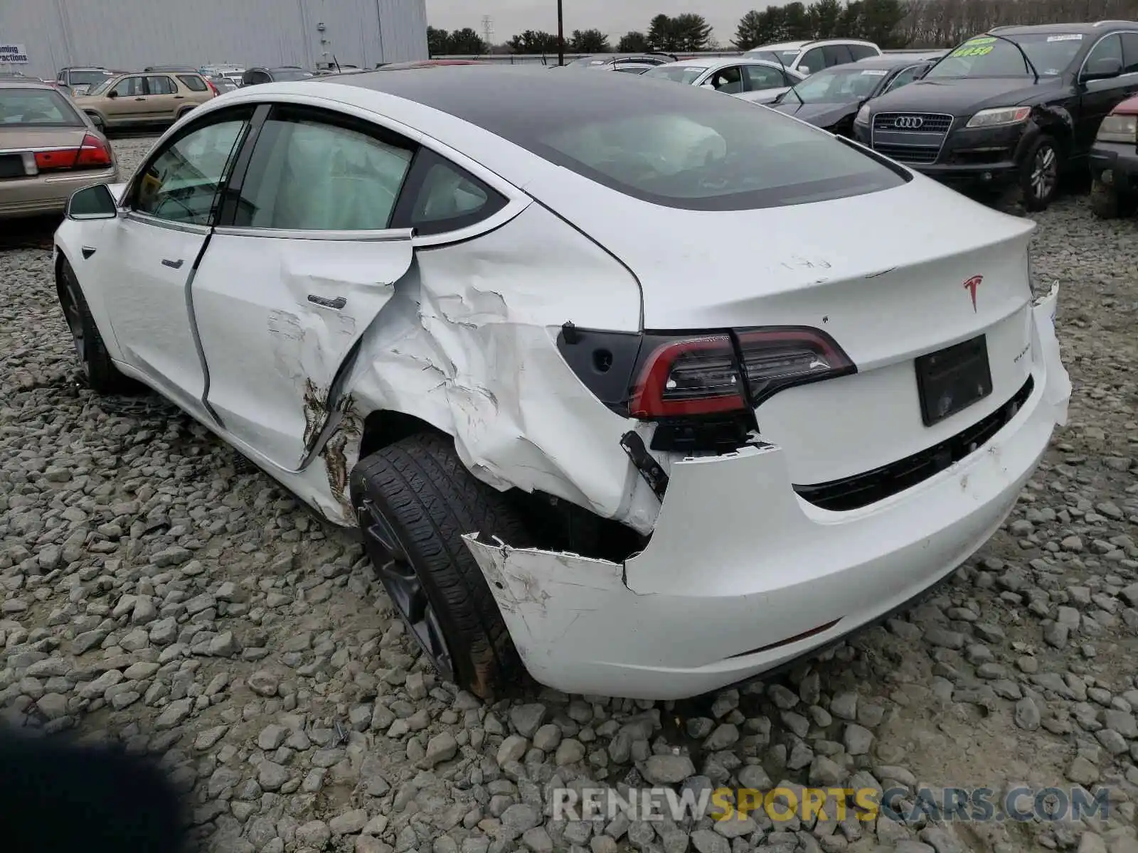 3 Photograph of a damaged car 5YJ3E1EB0KF388401 TESLA MODEL 3 2019