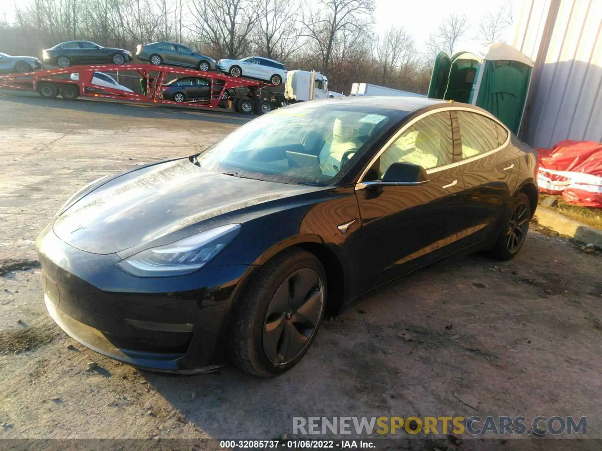 2 Photograph of a damaged car 5YJ3E1EB0KF390553 TESLA MODEL 3 2019