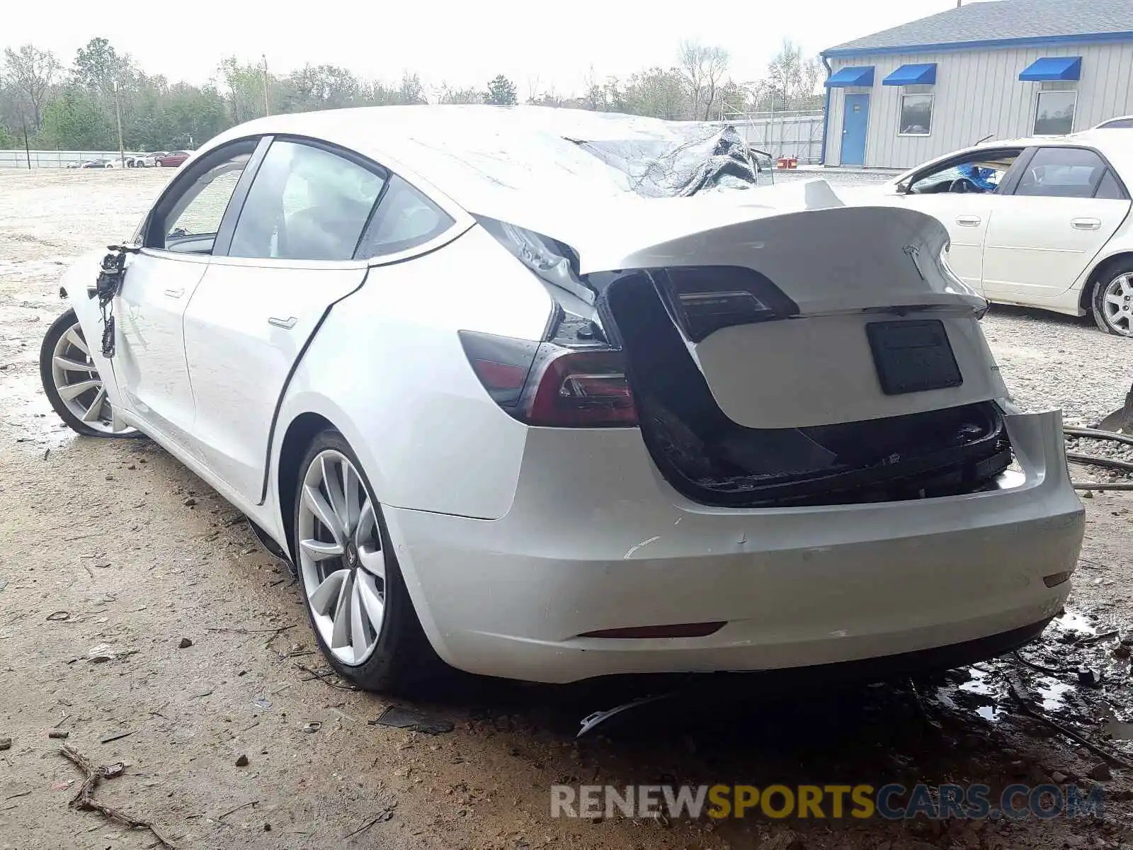 3 Photograph of a damaged car 5YJ3E1EB0KF392397 TESLA MODEL 3 2019