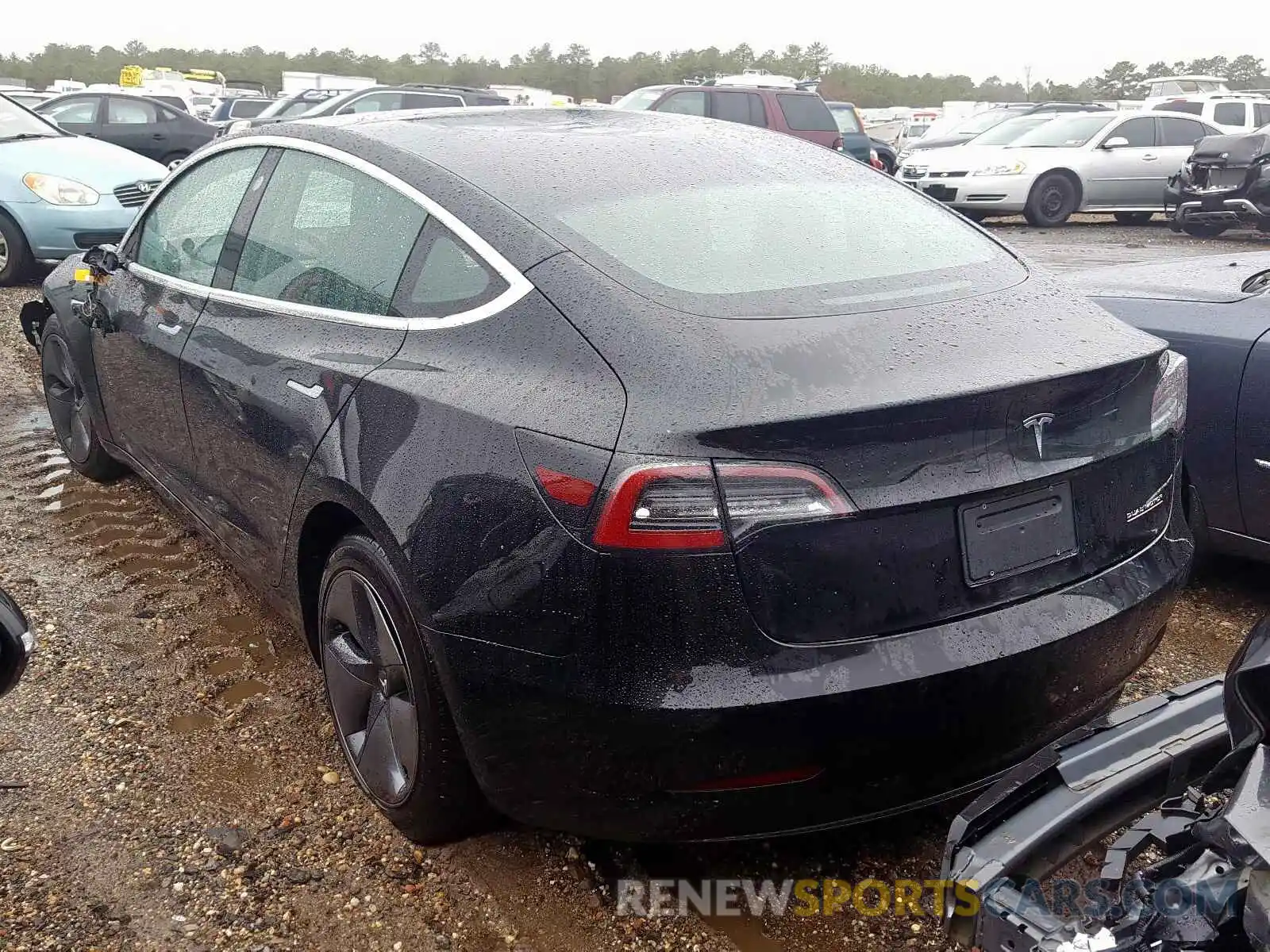 3 Photograph of a damaged car 5YJ3E1EB0KF418075 TESLA MODEL 3 2019