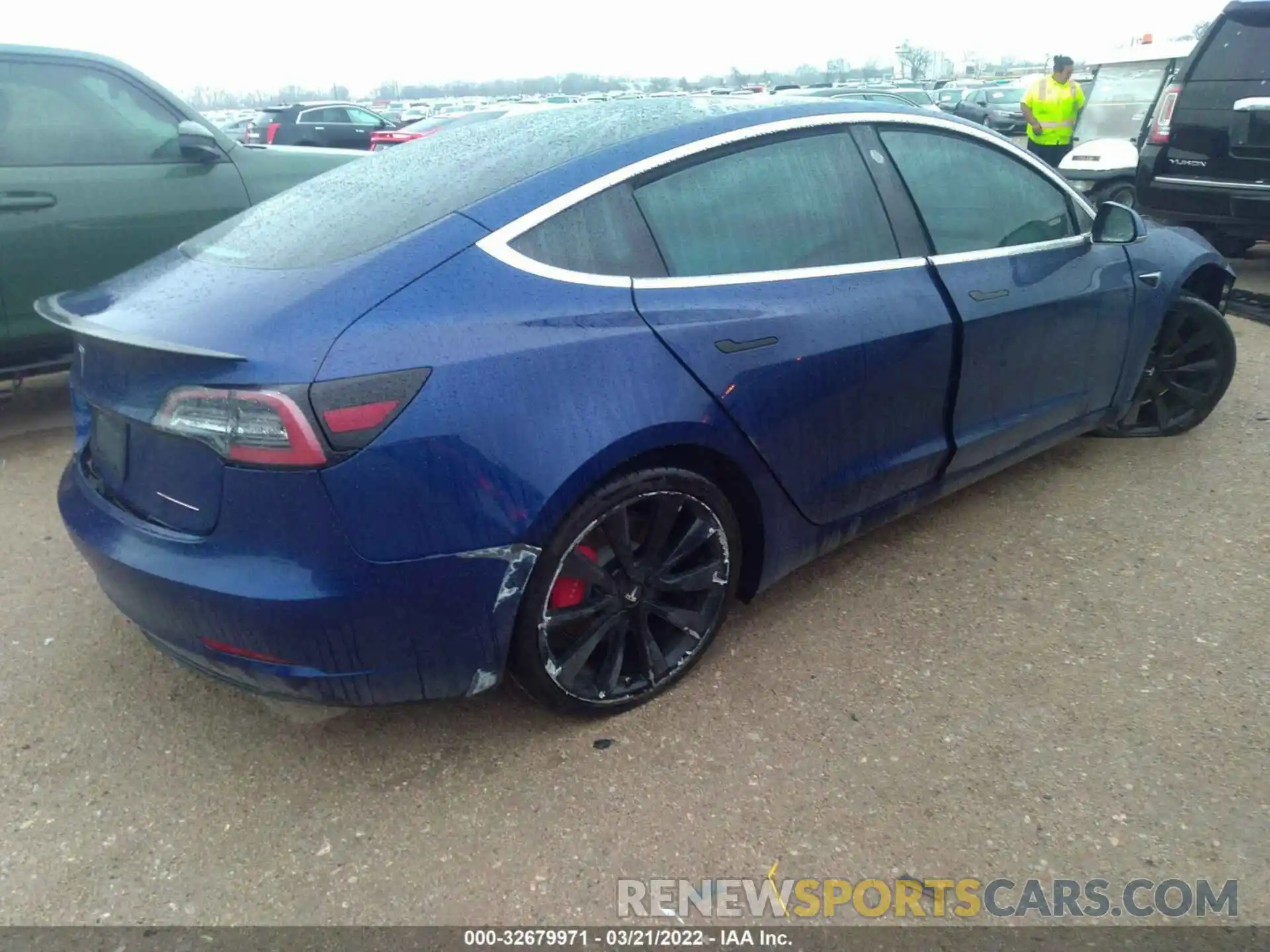 4 Photograph of a damaged car 5YJ3E1EB0KF425608 TESLA MODEL 3 2019