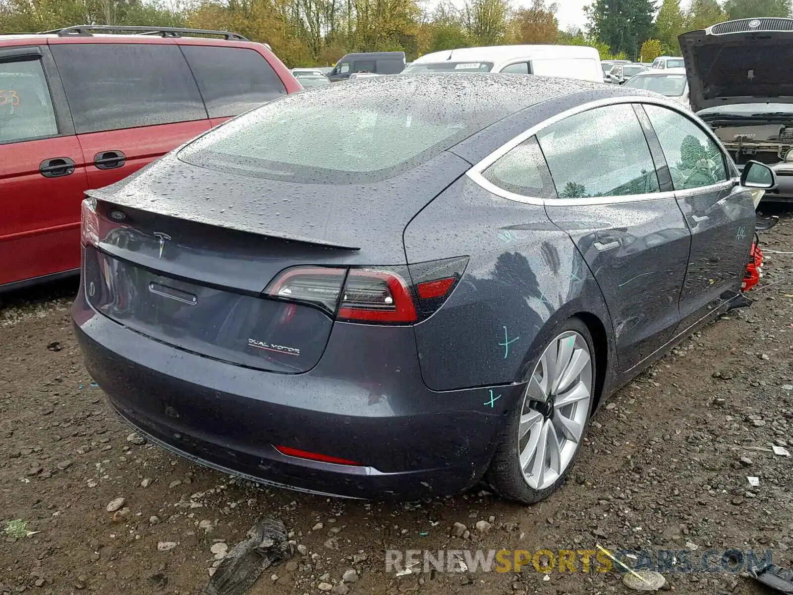 4 Photograph of a damaged car 5YJ3E1EB0KF426239 TESLA MODEL 3 2019