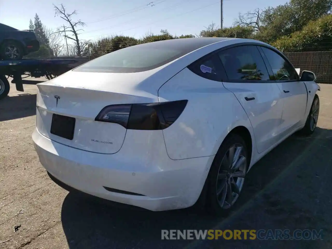 4 Photograph of a damaged car 5YJ3E1EB0KF429464 TESLA MODEL 3 2019