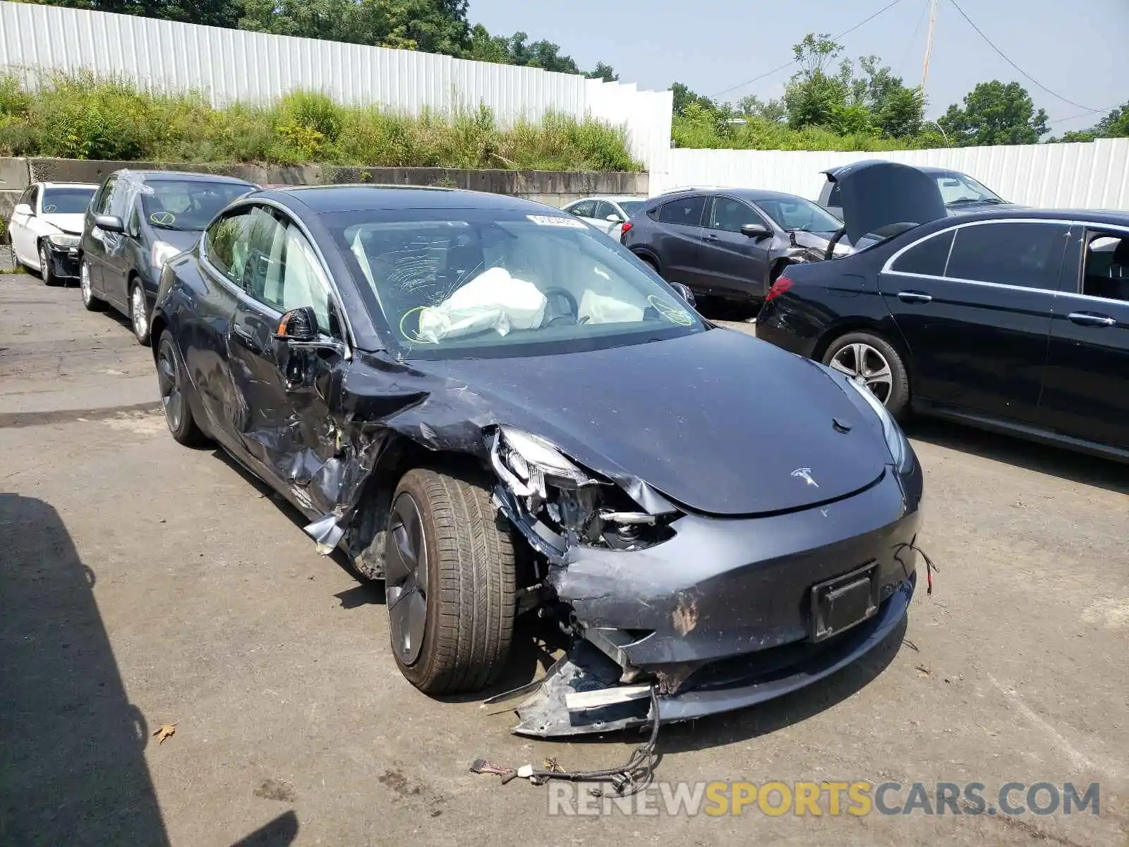 1 Photograph of a damaged car 5YJ3E1EB0KF432722 TESLA MODEL 3 2019