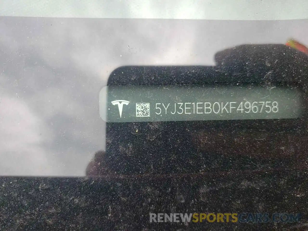 10 Photograph of a damaged car 5YJ3E1EB0KF496758 TESLA MODEL 3 2019