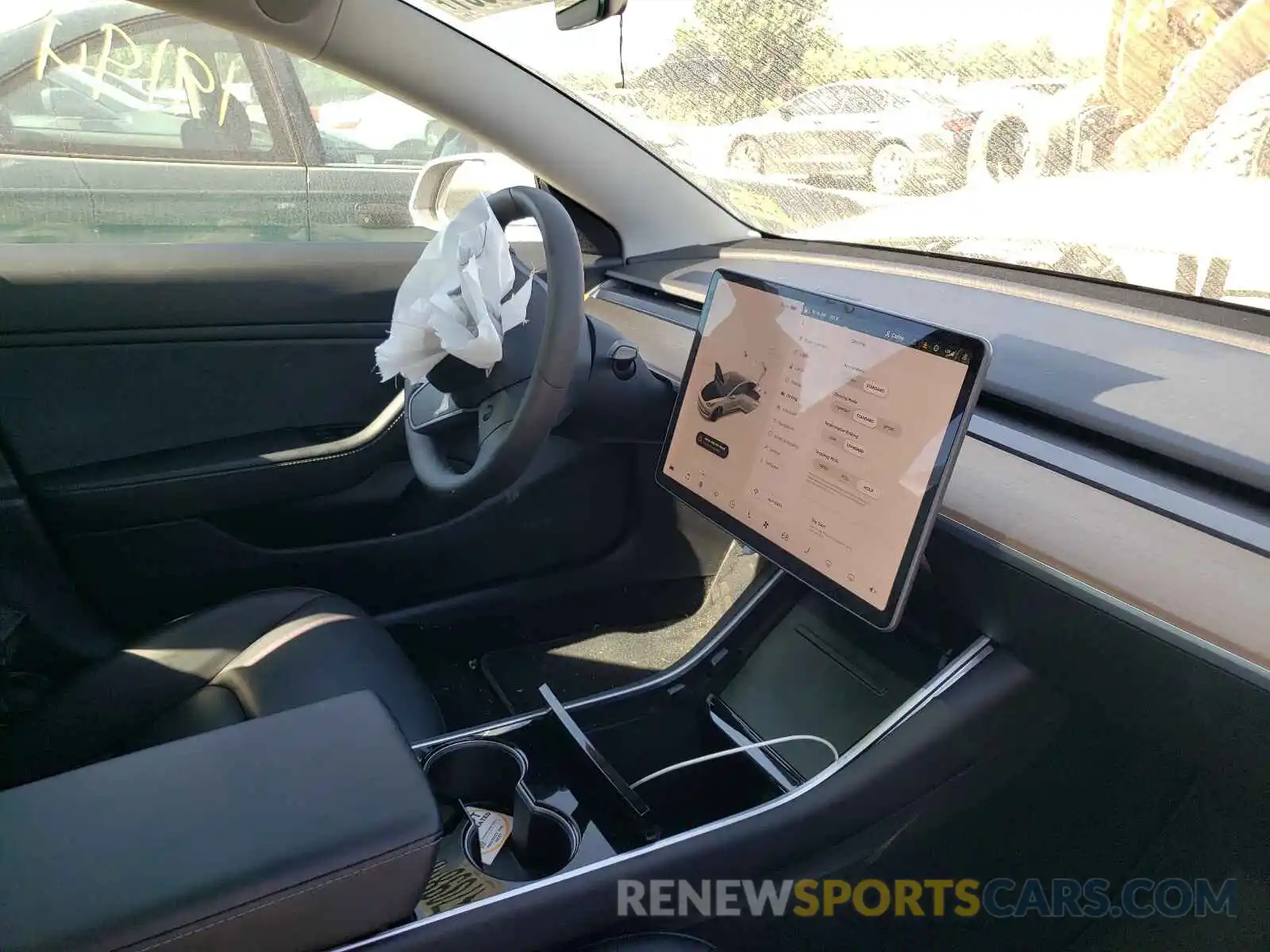 9 Photograph of a damaged car 5YJ3E1EB0KF511534 TESLA MODEL 3 2019