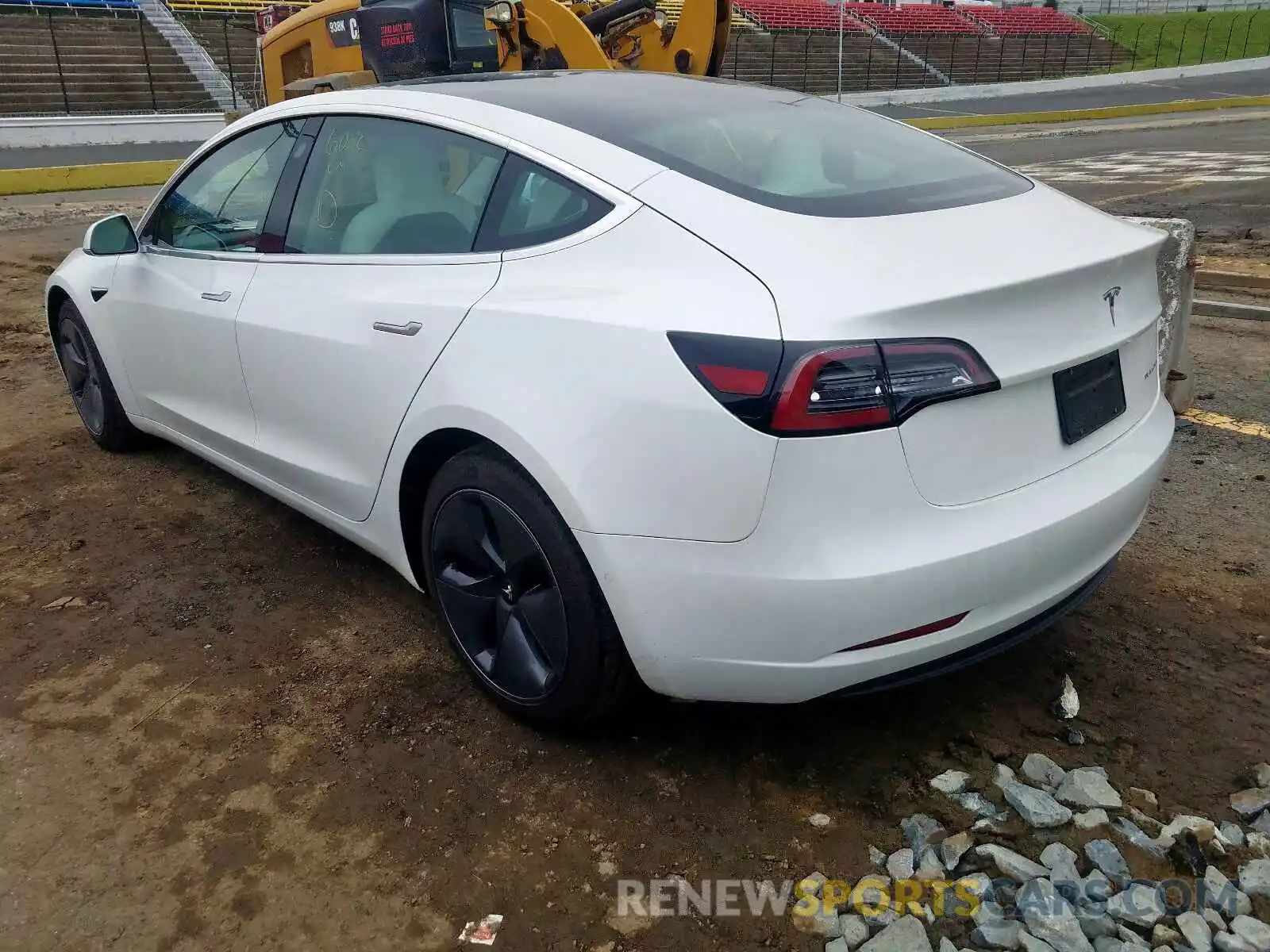 3 Photograph of a damaged car 5YJ3E1EB0KF513011 TESLA MODEL 3 2019