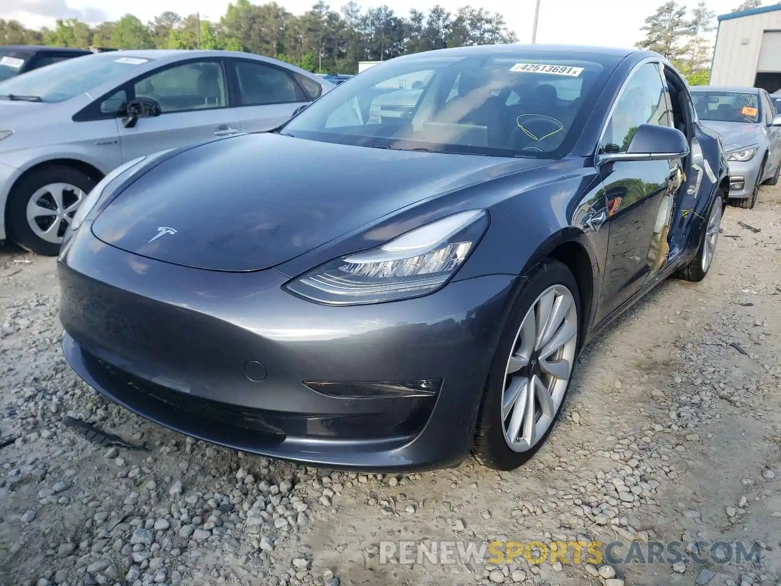 2 Фотография поврежденного автомобиля 5YJ3E1EB0KF529998 TESLA MODEL 3 2019