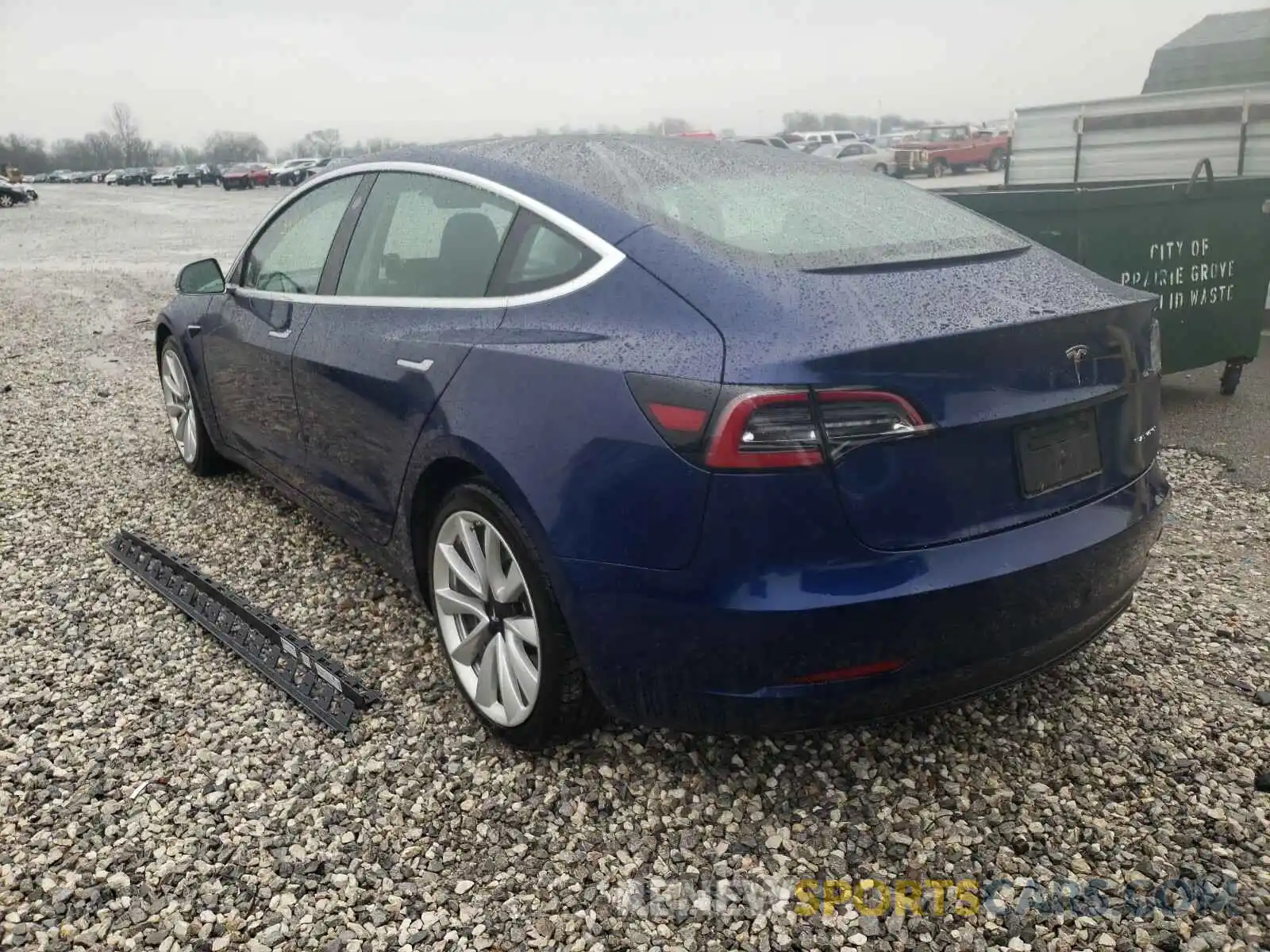 3 Photograph of a damaged car 5YJ3E1EB1KF187381 TESLA MODEL 3 2019