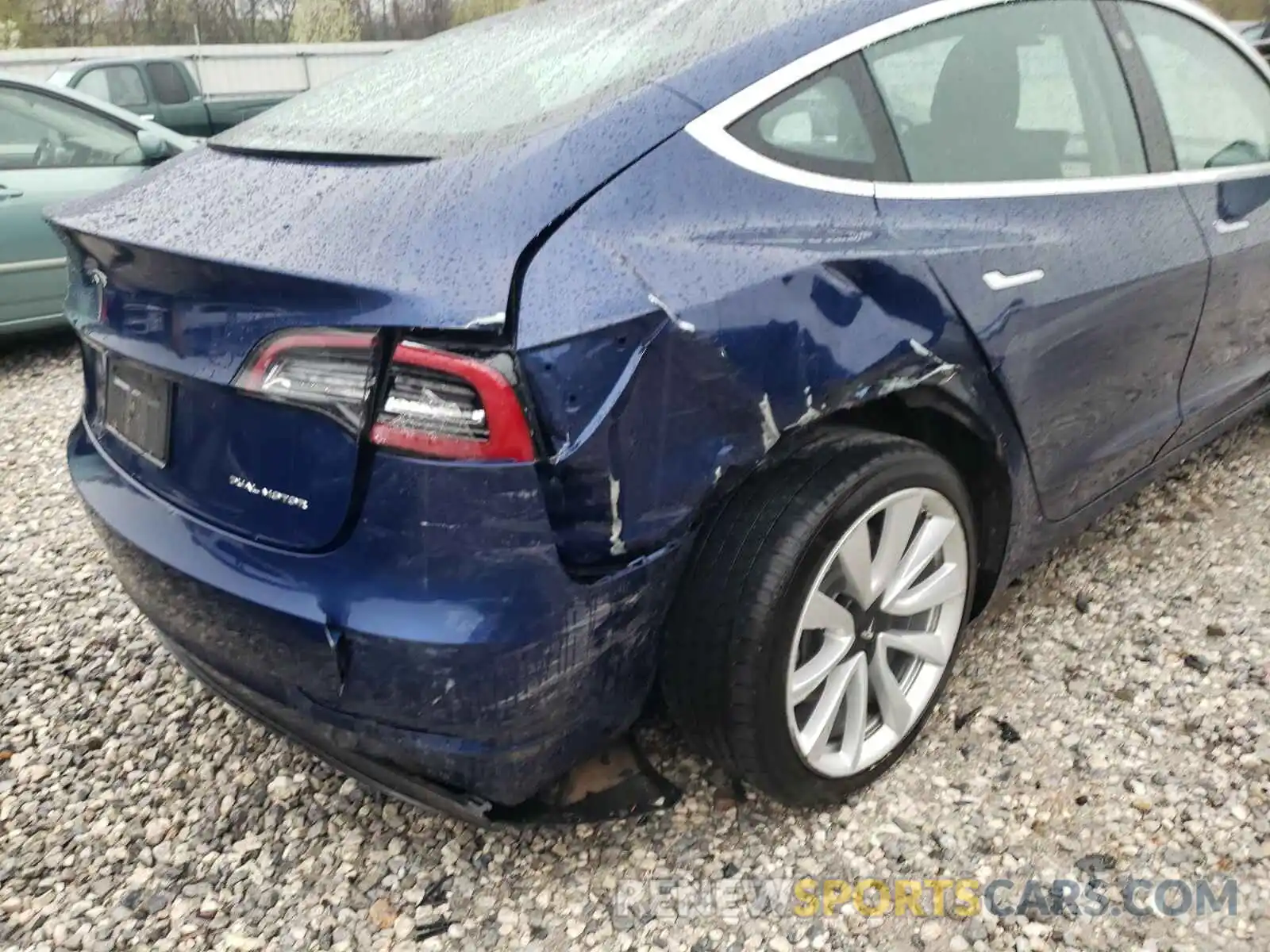 9 Photograph of a damaged car 5YJ3E1EB1KF187381 TESLA MODEL 3 2019