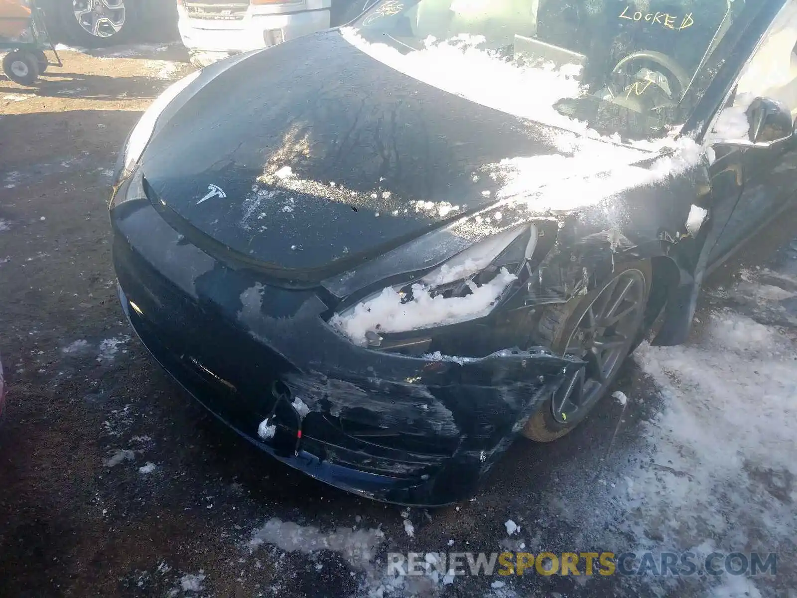 10 Photograph of a damaged car 5YJ3E1EB1KF199174 TESLA MODEL 3 2019