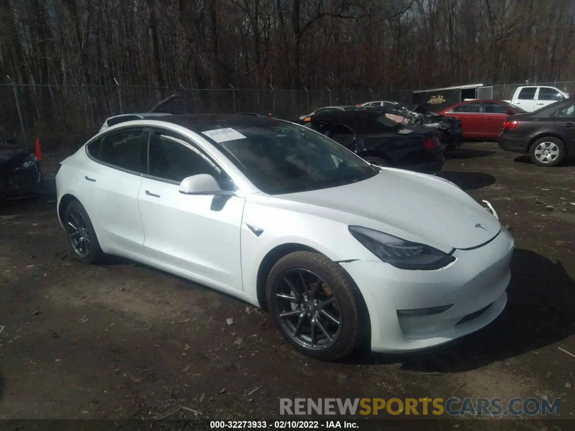 1 Photograph of a damaged car 5YJ3E1EB1KF199711 TESLA MODEL 3 2019