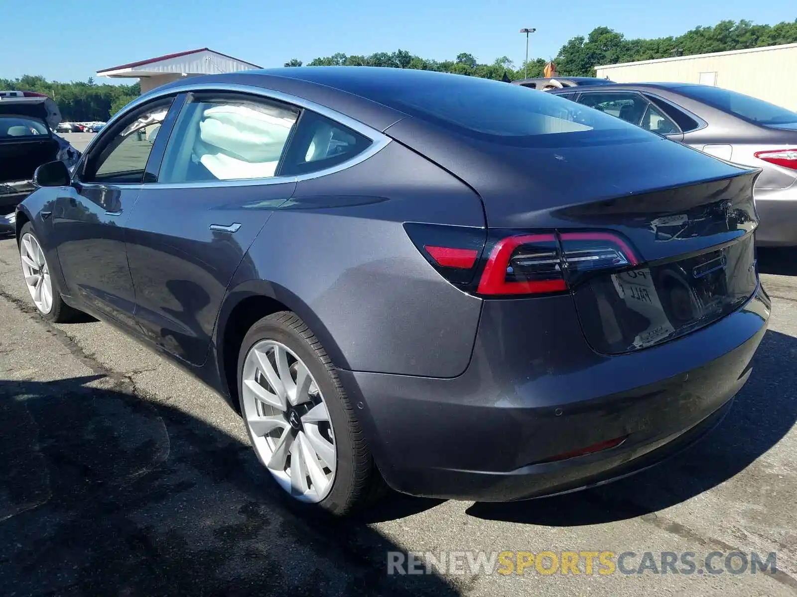 3 Photograph of a damaged car 5YJ3E1EB1KF205734 TESLA MODEL 3 2019