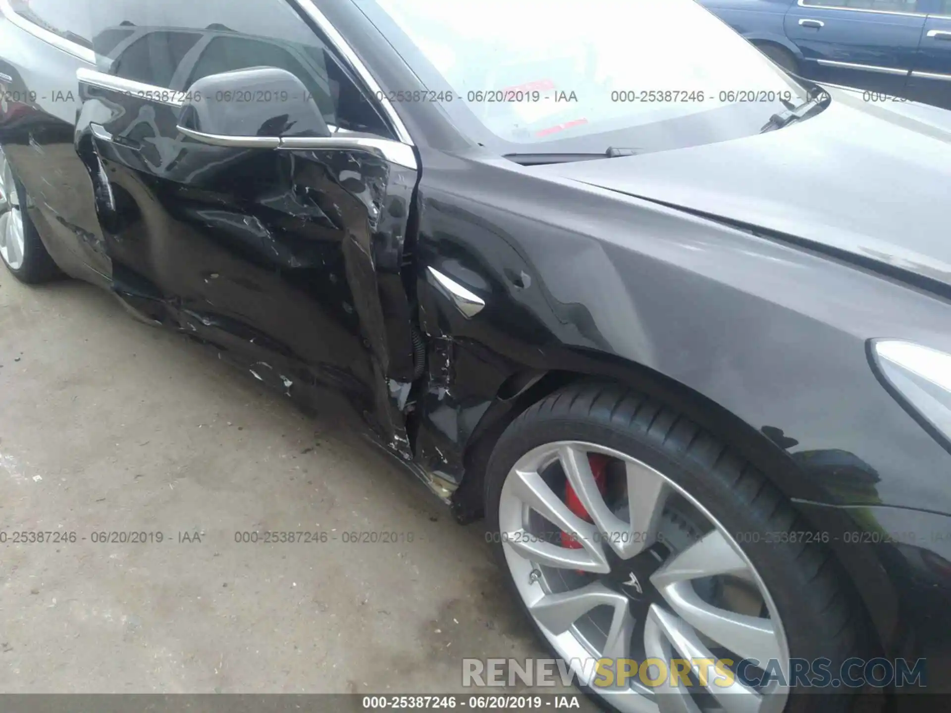 6 Photograph of a damaged car 5YJ3E1EB1KF231072 TESLA MODEL 3 2019