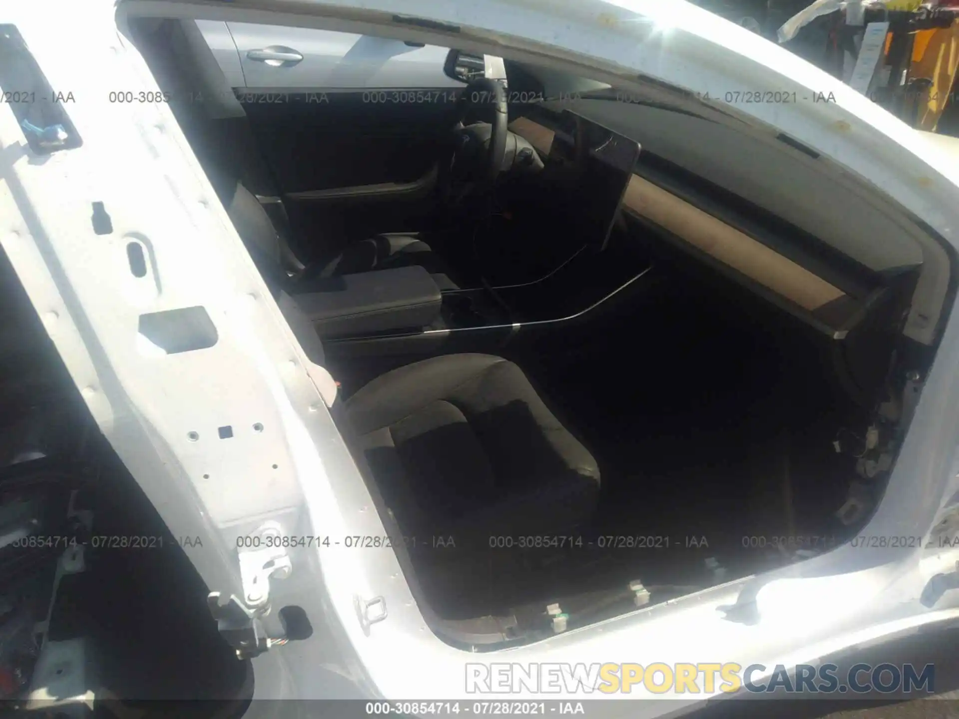 5 Photograph of a damaged car 5YJ3E1EB1KF388553 TESLA MODEL 3 2019