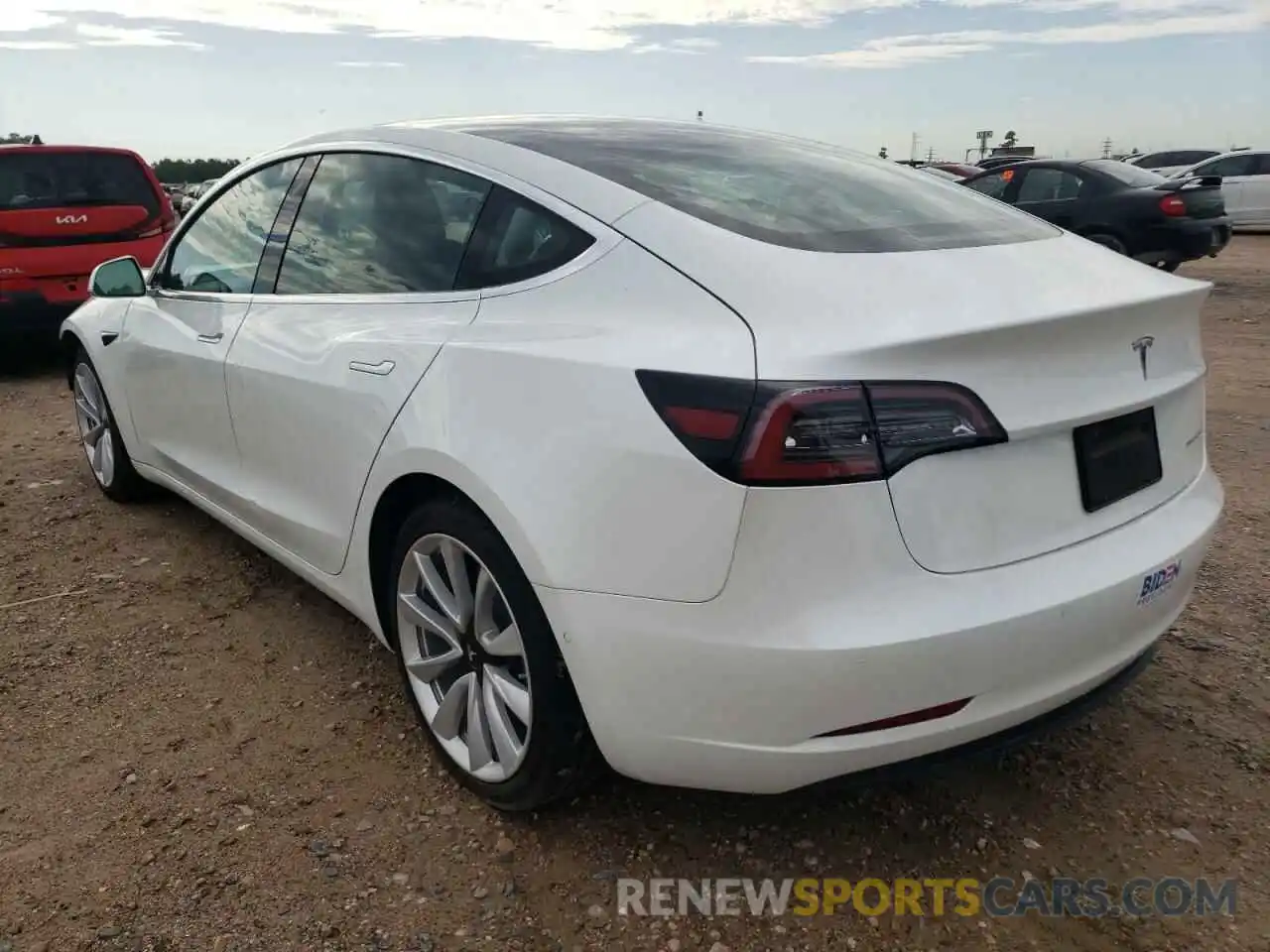 3 Photograph of a damaged car 5YJ3E1EB1KF390125 TESLA MODEL 3 2019