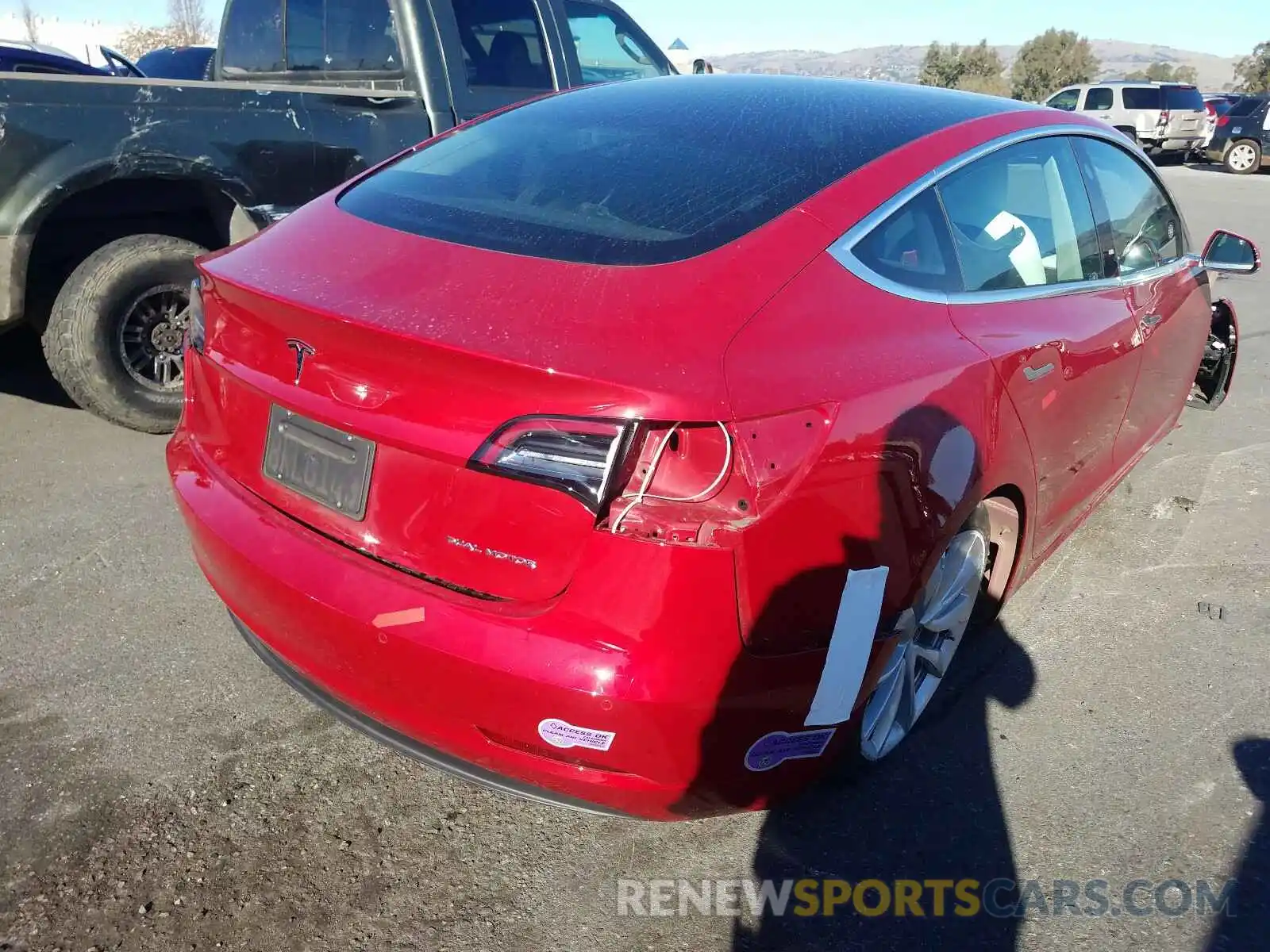 4 Photograph of a damaged car 5YJ3E1EB1KF391887 TESLA MODEL 3 2019