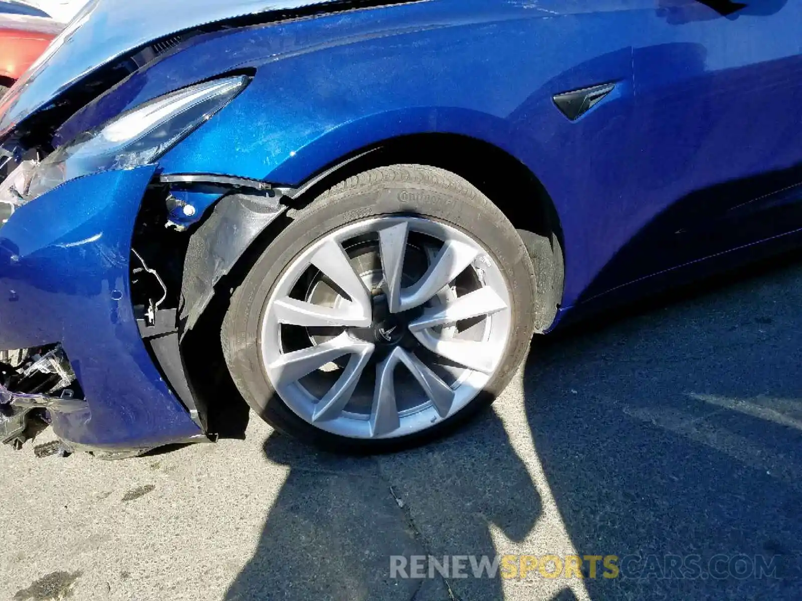 10 Photograph of a damaged car 5YJ3E1EB1KF392148 TESLA MODEL 3 2019