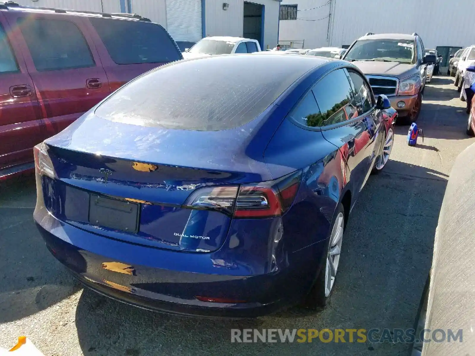 4 Photograph of a damaged car 5YJ3E1EB1KF392148 TESLA MODEL 3 2019