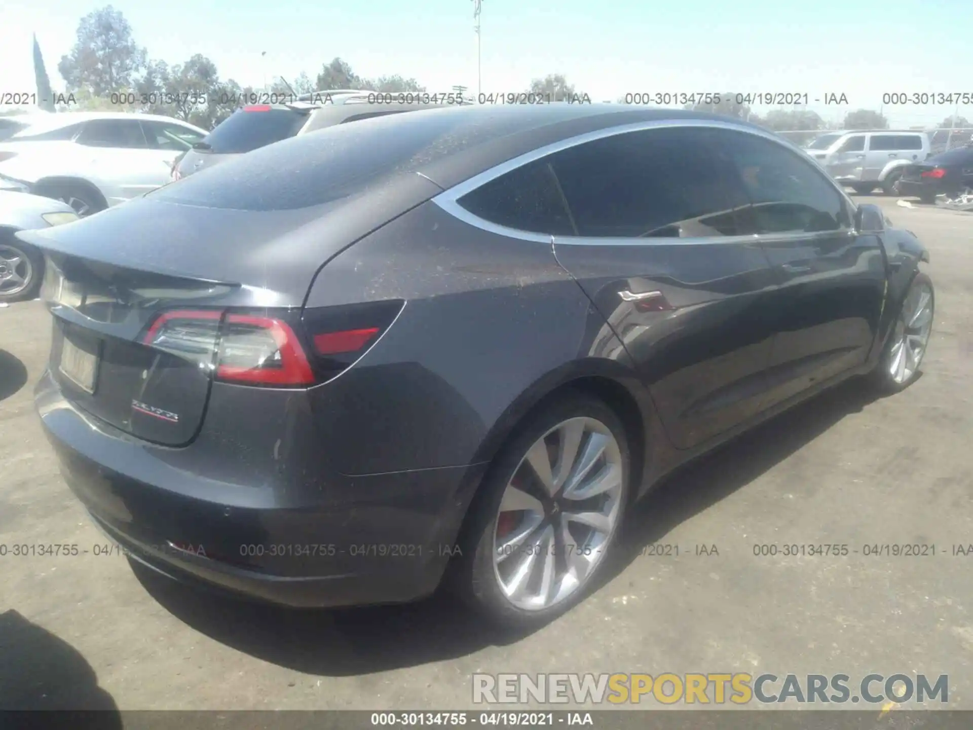 4 Photograph of a damaged car 5YJ3E1EB1KF393641 TESLA MODEL 3 2019