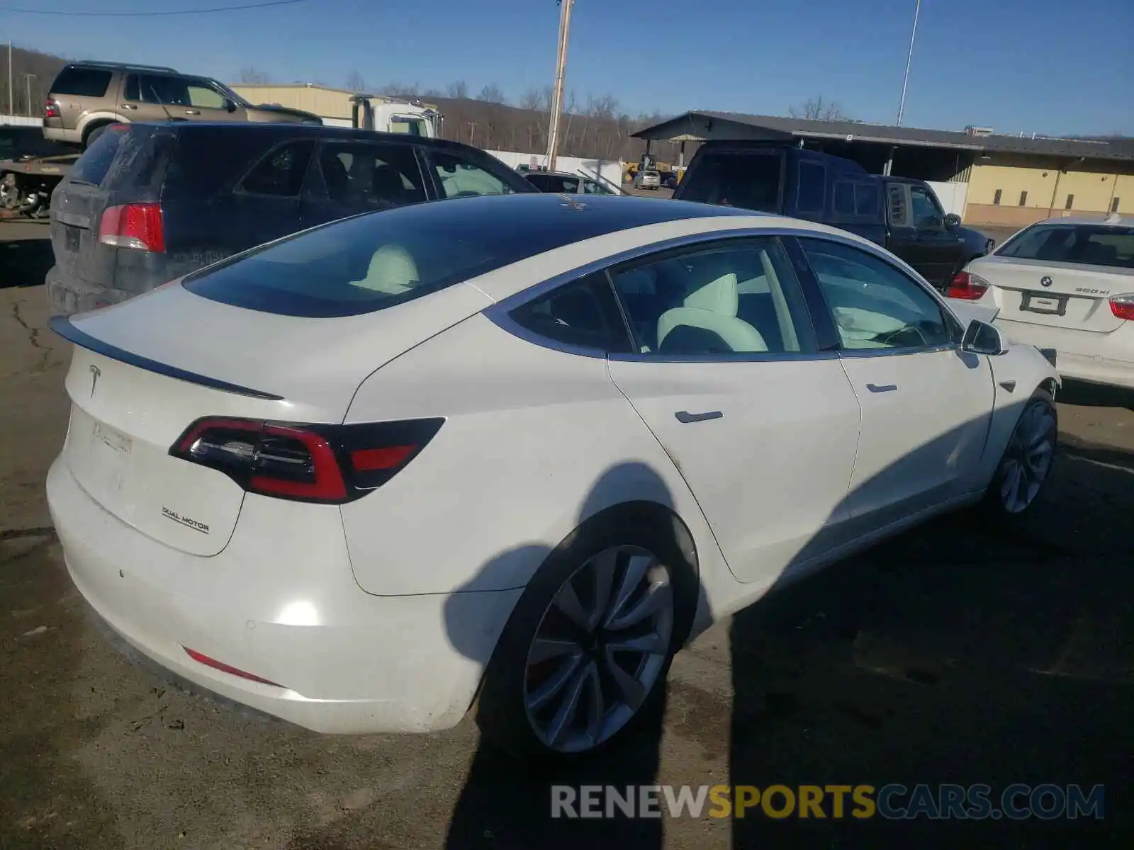 4 Photograph of a damaged car 5YJ3E1EB1KF393753 TESLA MODEL 3 2019