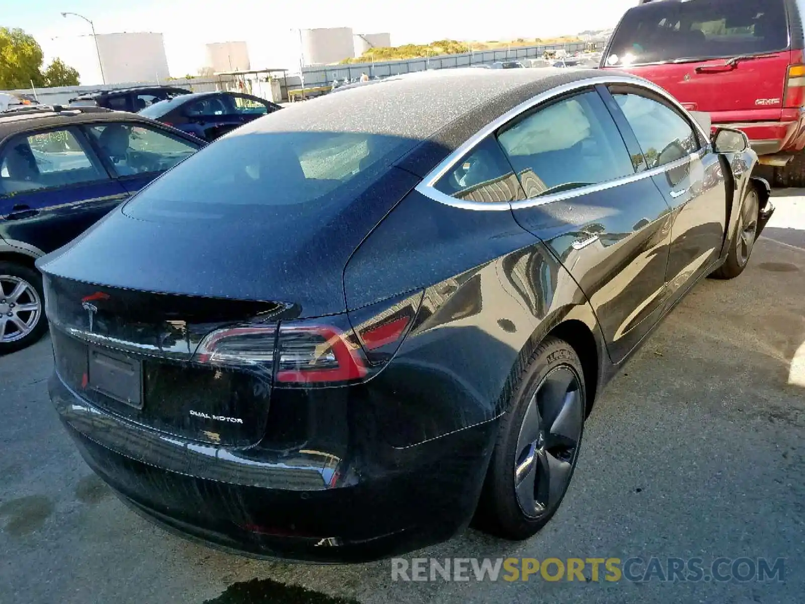 4 Photograph of a damaged car 5YJ3E1EB1KF451375 TESLA MODEL 3 2019