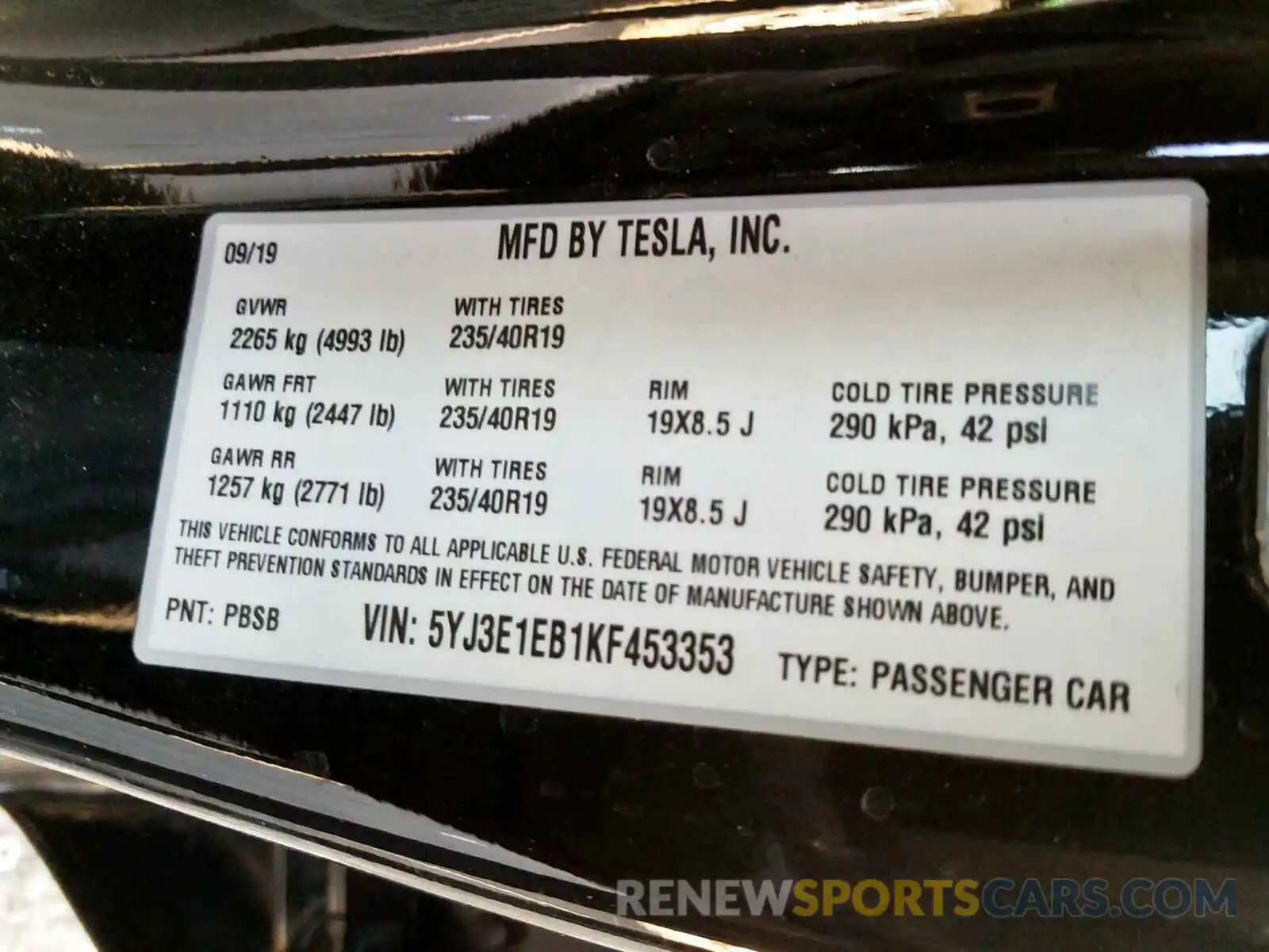 10 Photograph of a damaged car 5YJ3E1EB1KF453353 TESLA MODEL 3 2019