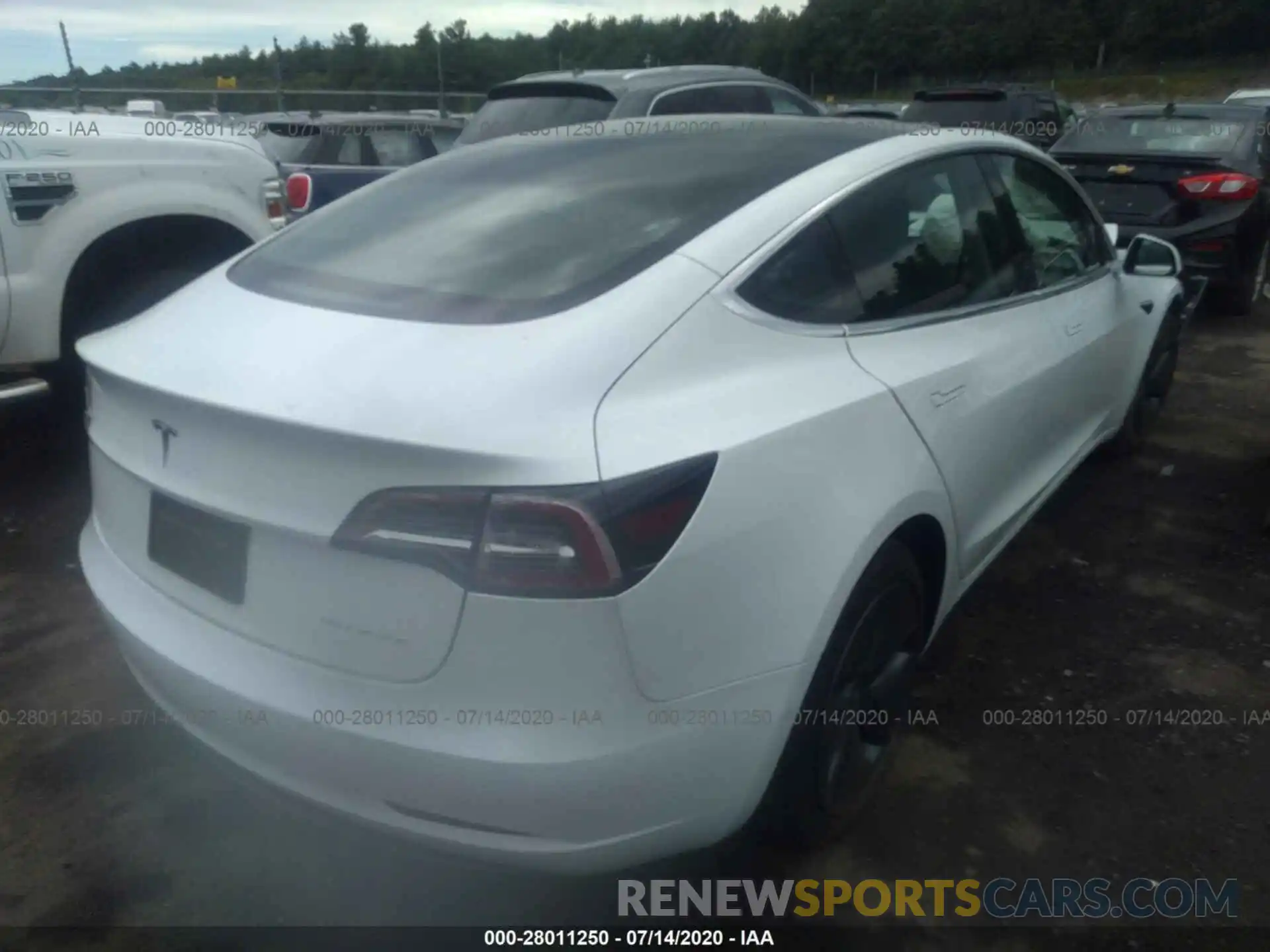 4 Photograph of a damaged car 5YJ3E1EB1KF469228 TESLA MODEL 3 2019