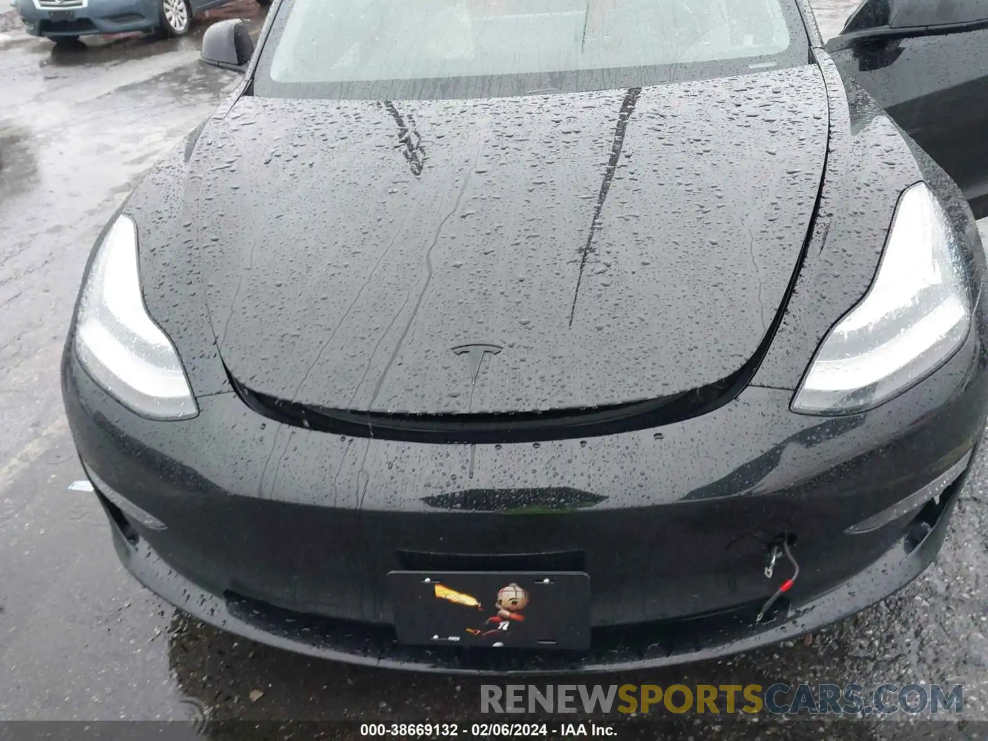 10 Photograph of a damaged car 5YJ3E1EB1KF476972 TESLA MODEL 3 2019