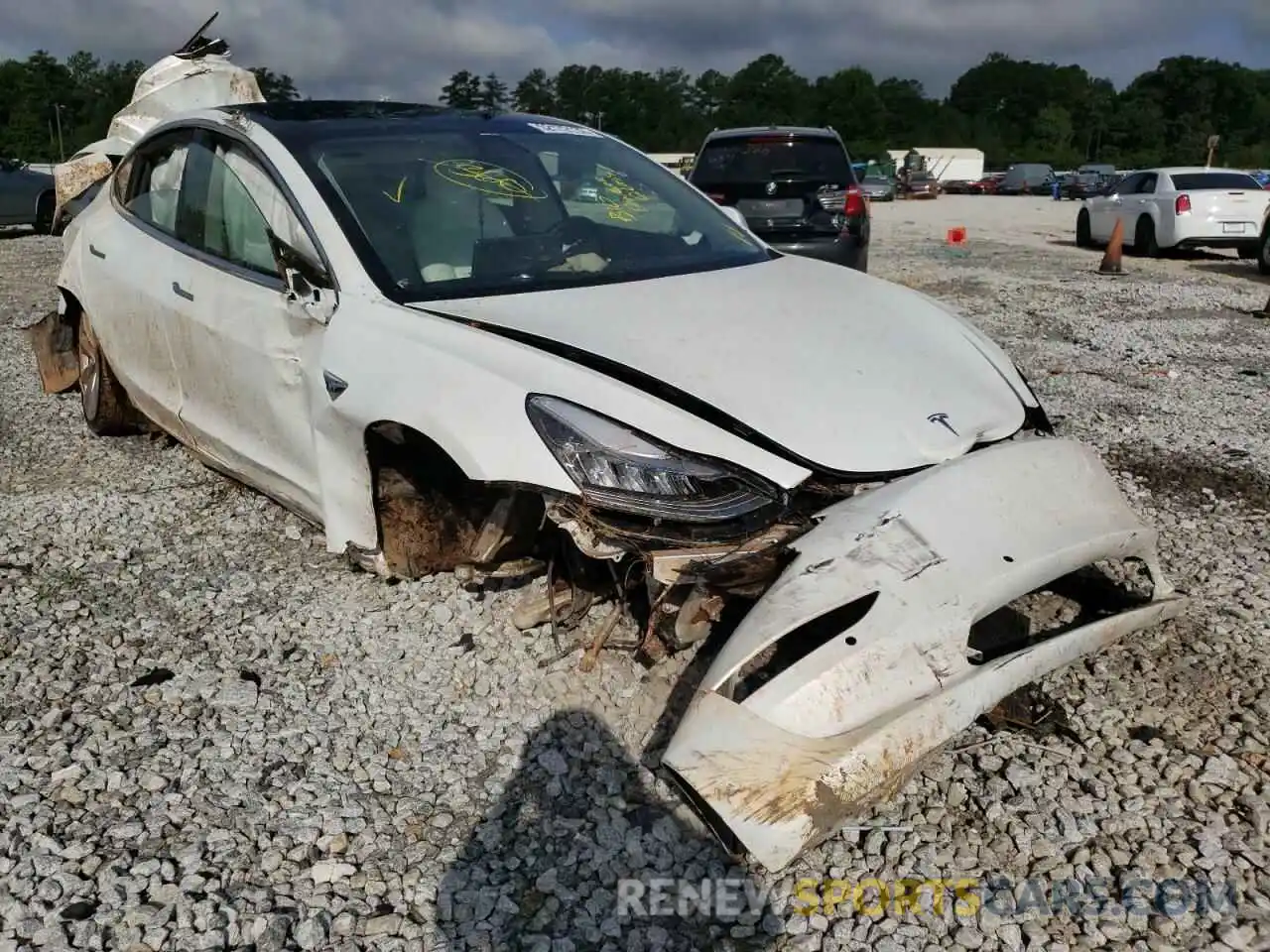 1 Photograph of a damaged car 5YJ3E1EB1KF487485 TESLA MODEL 3 2019