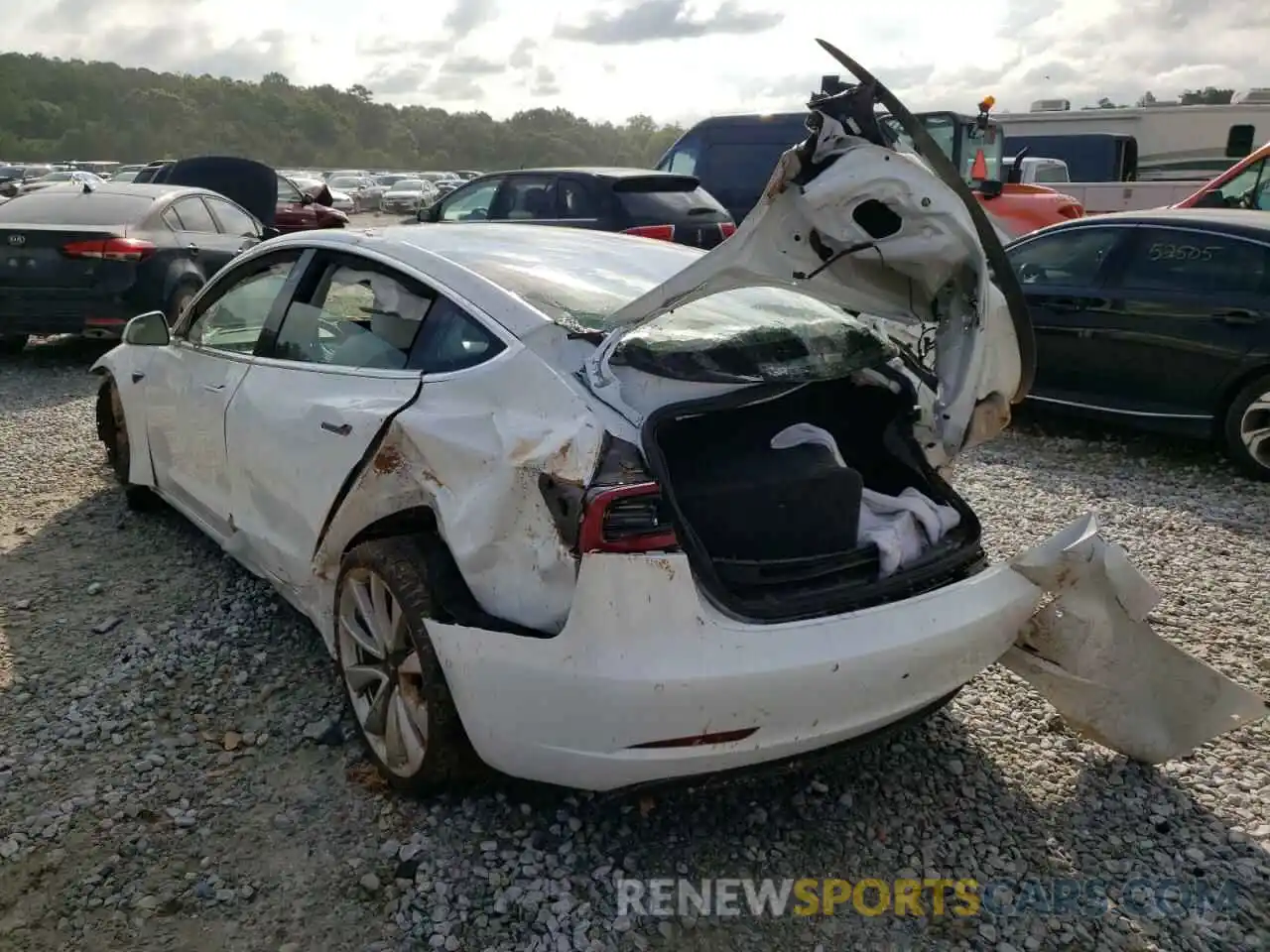 3 Photograph of a damaged car 5YJ3E1EB1KF487485 TESLA MODEL 3 2019