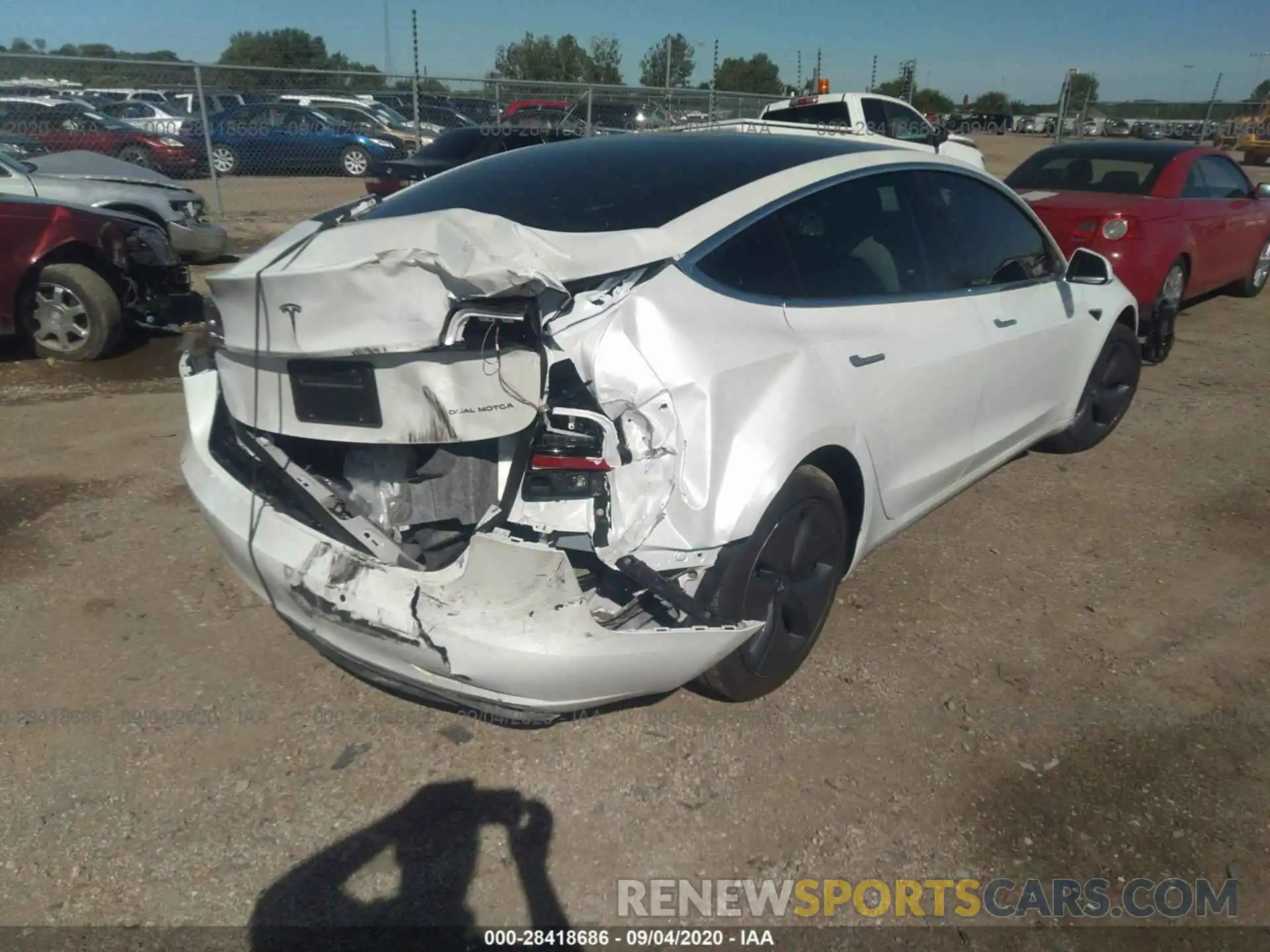 4 Photograph of a damaged car 5YJ3E1EB1KF494548 TESLA MODEL 3 2019