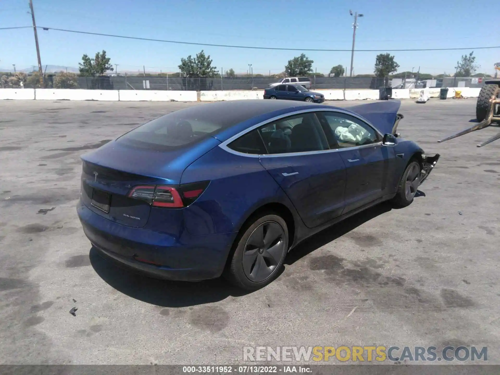 4 Photograph of a damaged car 5YJ3E1EB1KF497269 TESLA MODEL 3 2019