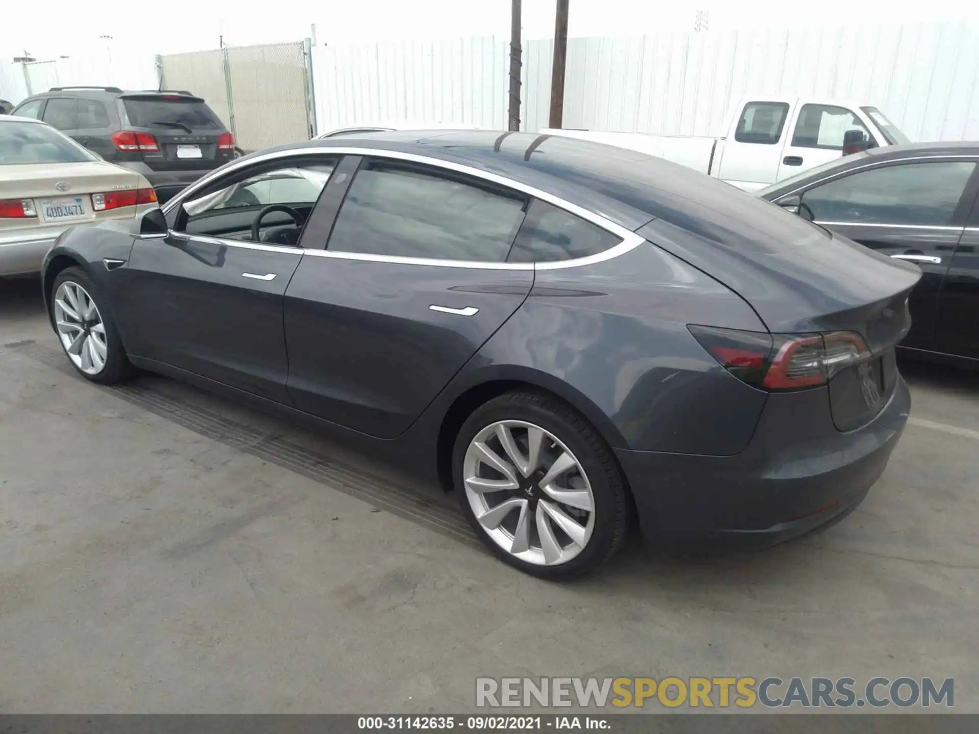 3 Photograph of a damaged car 5YJ3E1EB1KF529928 TESLA MODEL 3 2019