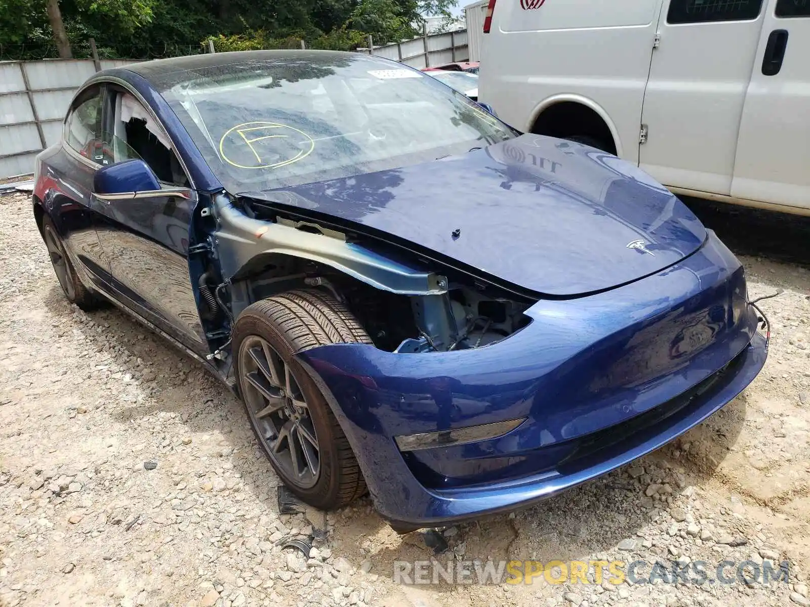 1 Photograph of a damaged car 5YJ3E1EB1KF533400 TESLA MODEL 3 2019