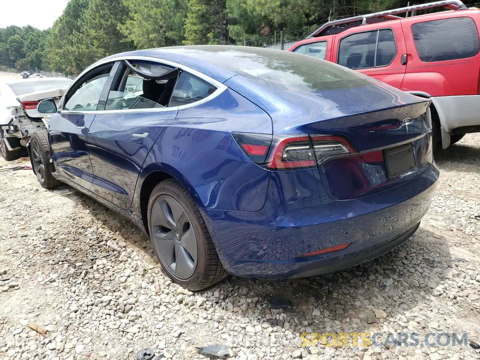 3 Photograph of a damaged car 5YJ3E1EB1KF533400 TESLA MODEL 3 2019