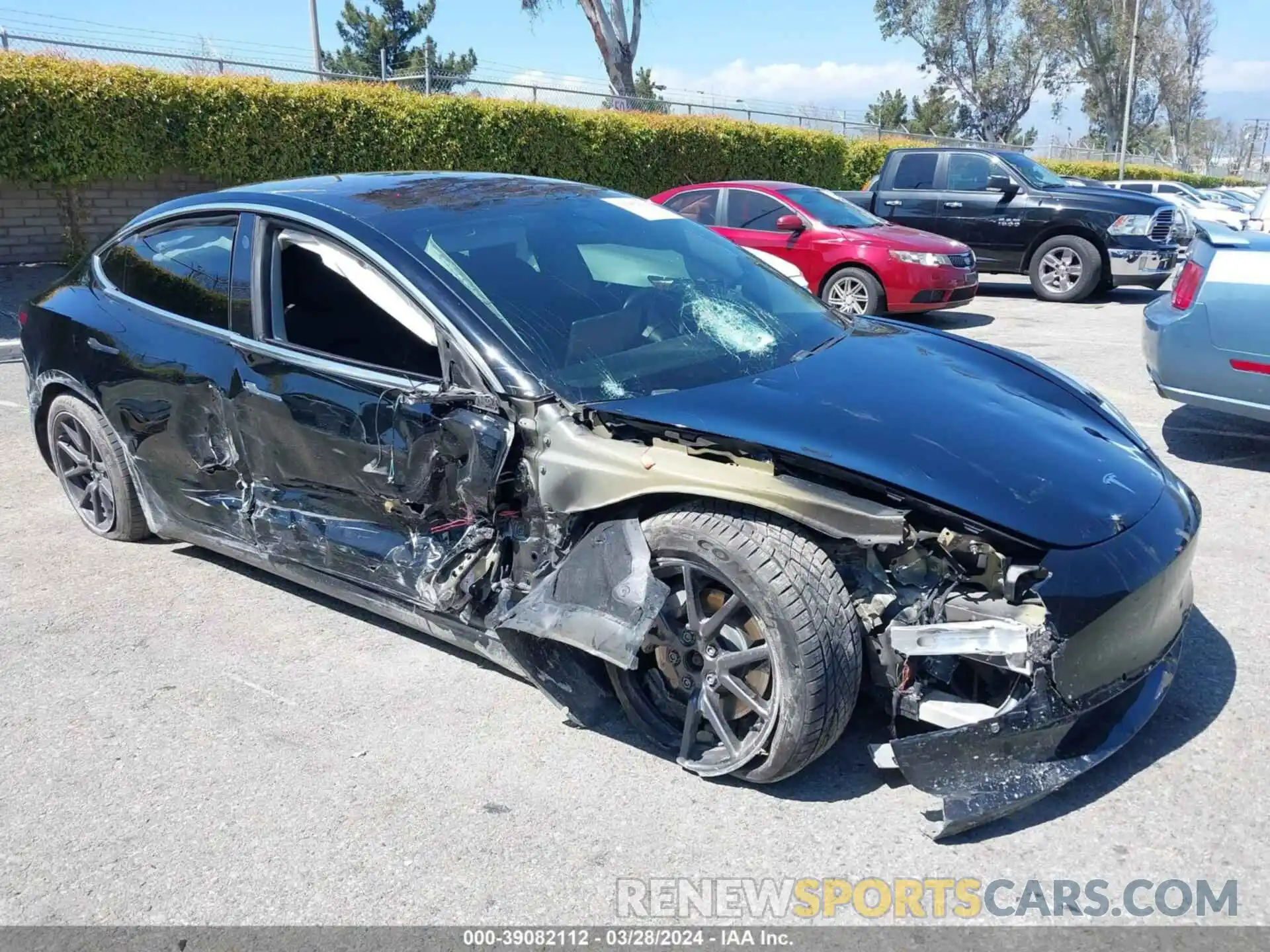 1 Photograph of a damaged car 5YJ3E1EB2KF198941 TESLA MODEL 3 2019