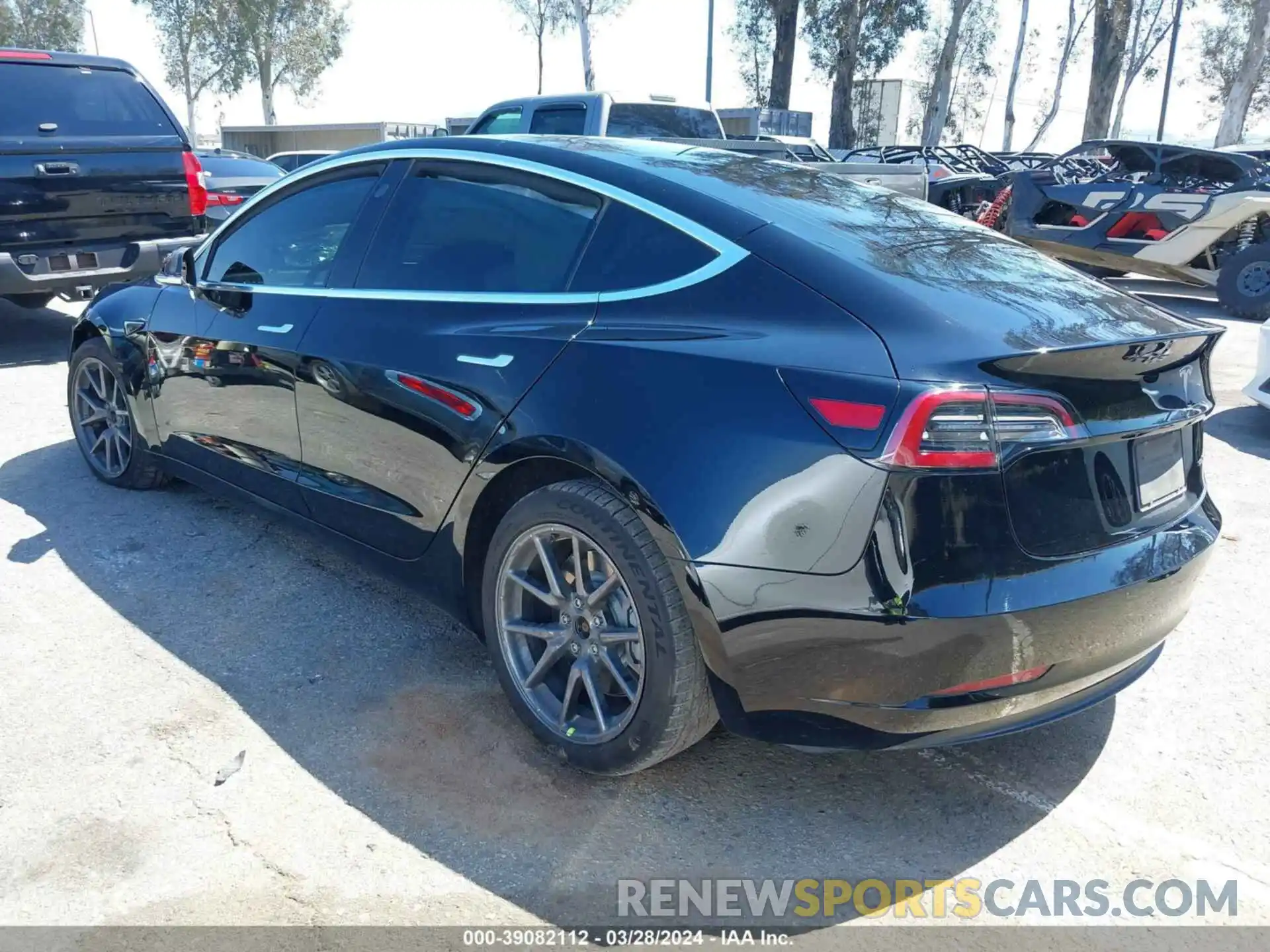 3 Photograph of a damaged car 5YJ3E1EB2KF198941 TESLA MODEL 3 2019