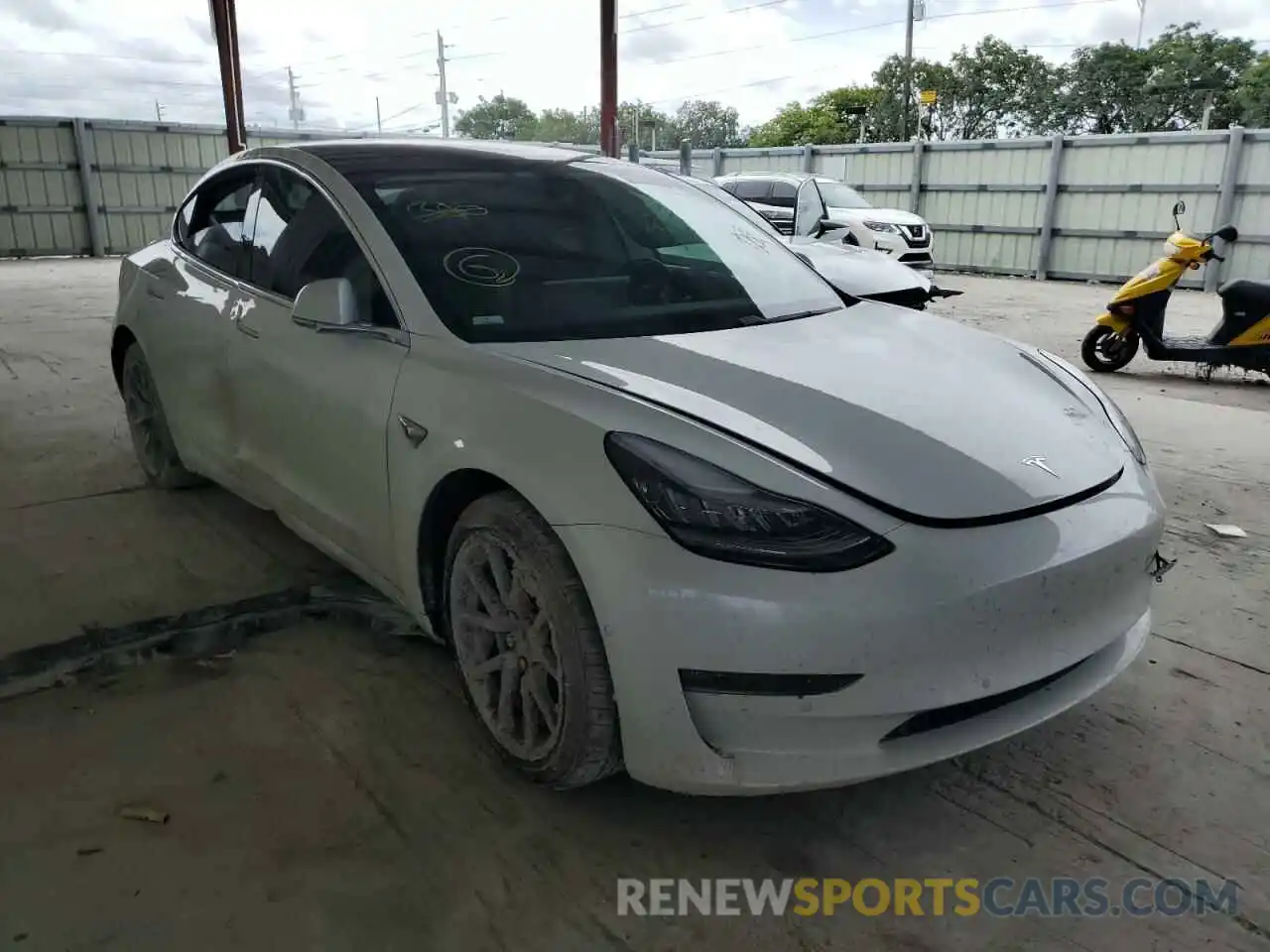 1 Photograph of a damaged car 5YJ3E1EB2KF199751 TESLA MODEL 3 2019