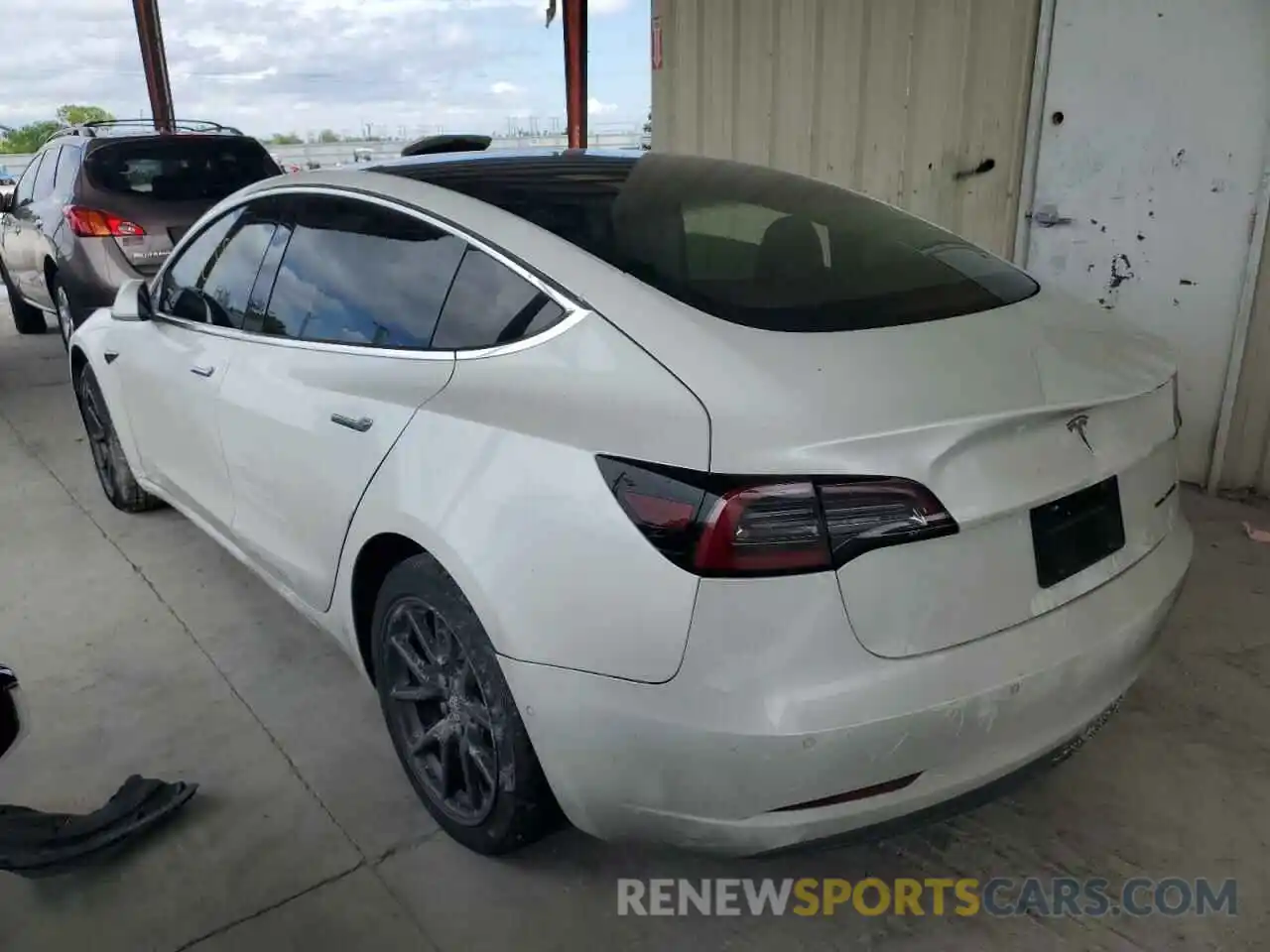 3 Photograph of a damaged car 5YJ3E1EB2KF199751 TESLA MODEL 3 2019