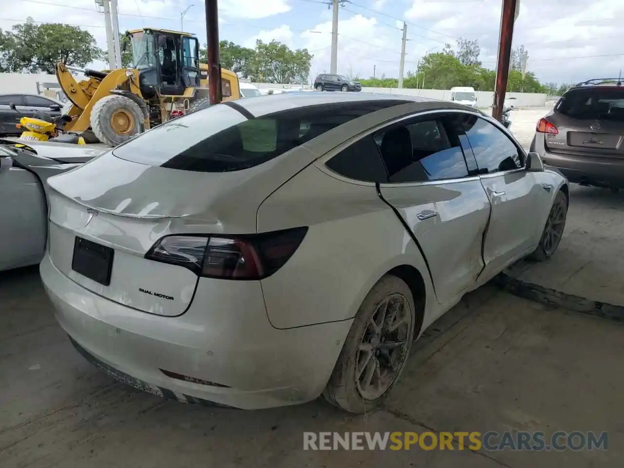 4 Photograph of a damaged car 5YJ3E1EB2KF199751 TESLA MODEL 3 2019