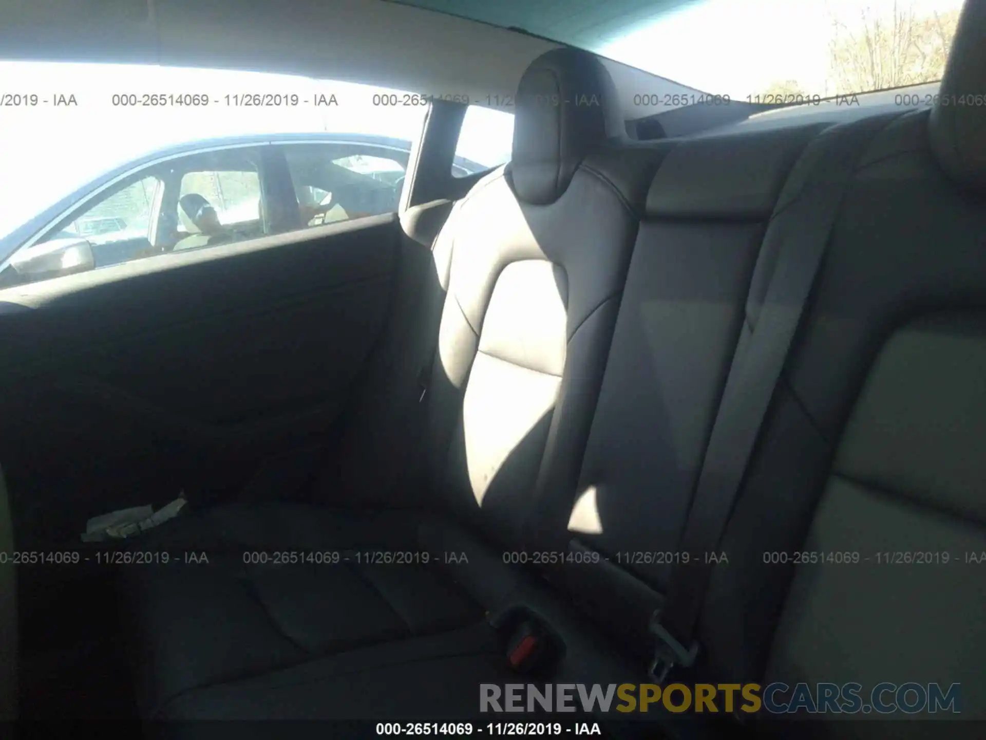 8 Photograph of a damaged car 5YJ3E1EB2KF205404 TESLA MODEL 3 2019