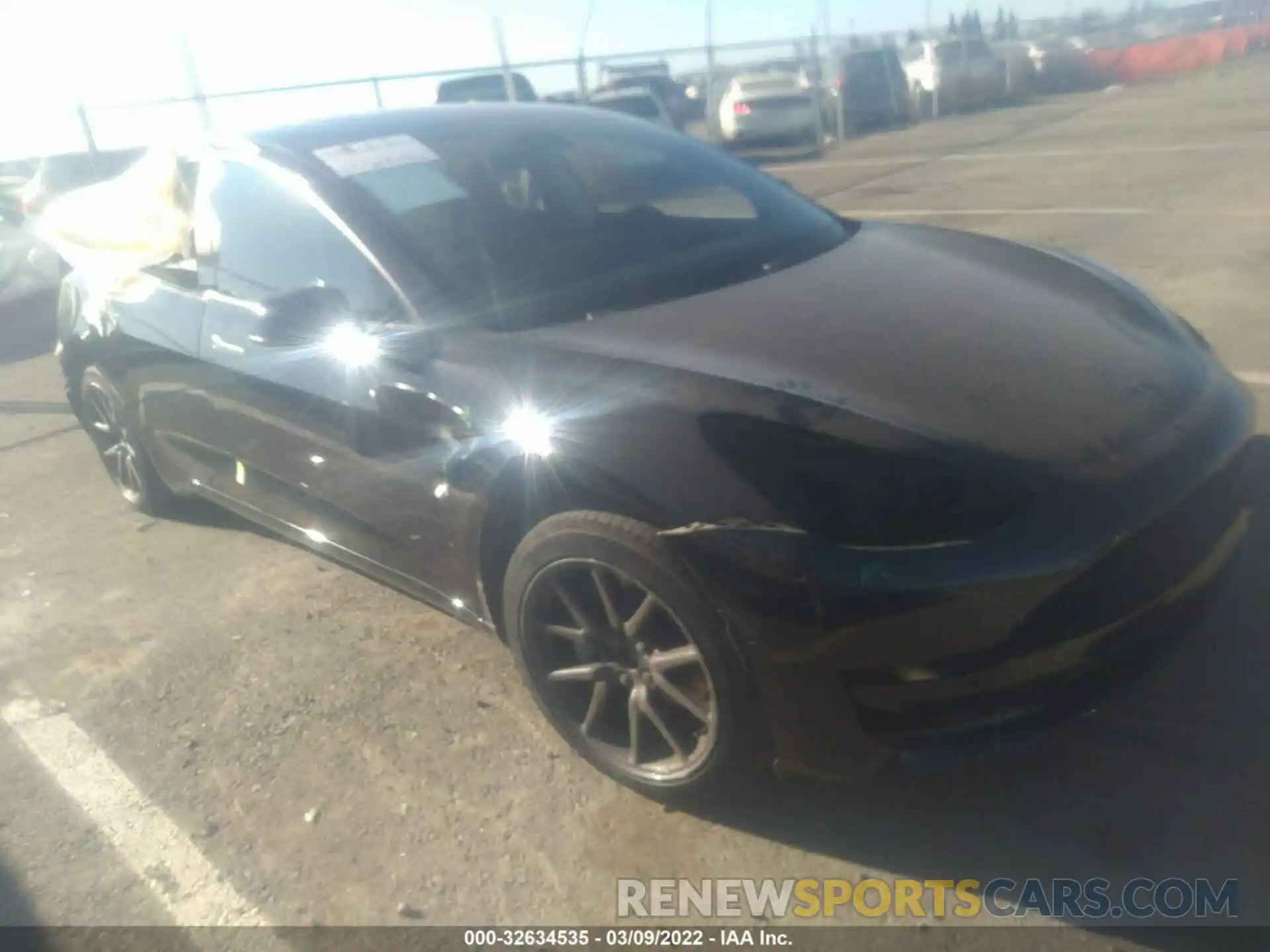 1 Photograph of a damaged car 5YJ3E1EB2KF209033 TESLA MODEL 3 2019