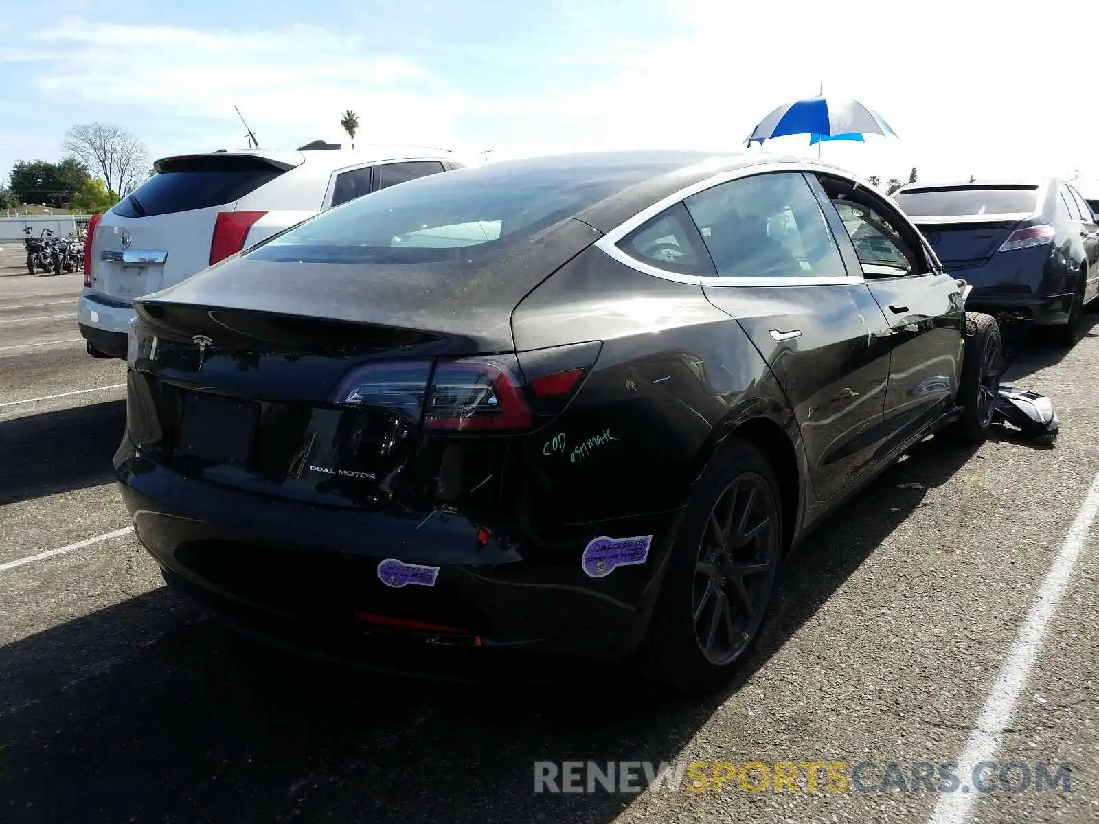 4 Photograph of a damaged car 5YJ3E1EB2KF384947 TESLA MODEL 3 2019