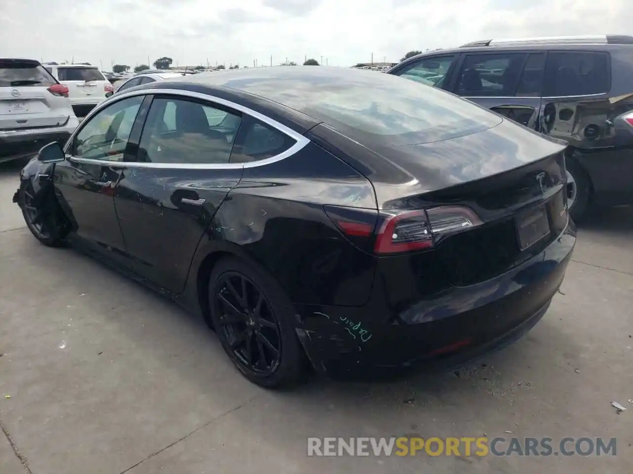 3 Photograph of a damaged car 5YJ3E1EB2KF385368 TESLA MODEL 3 2019