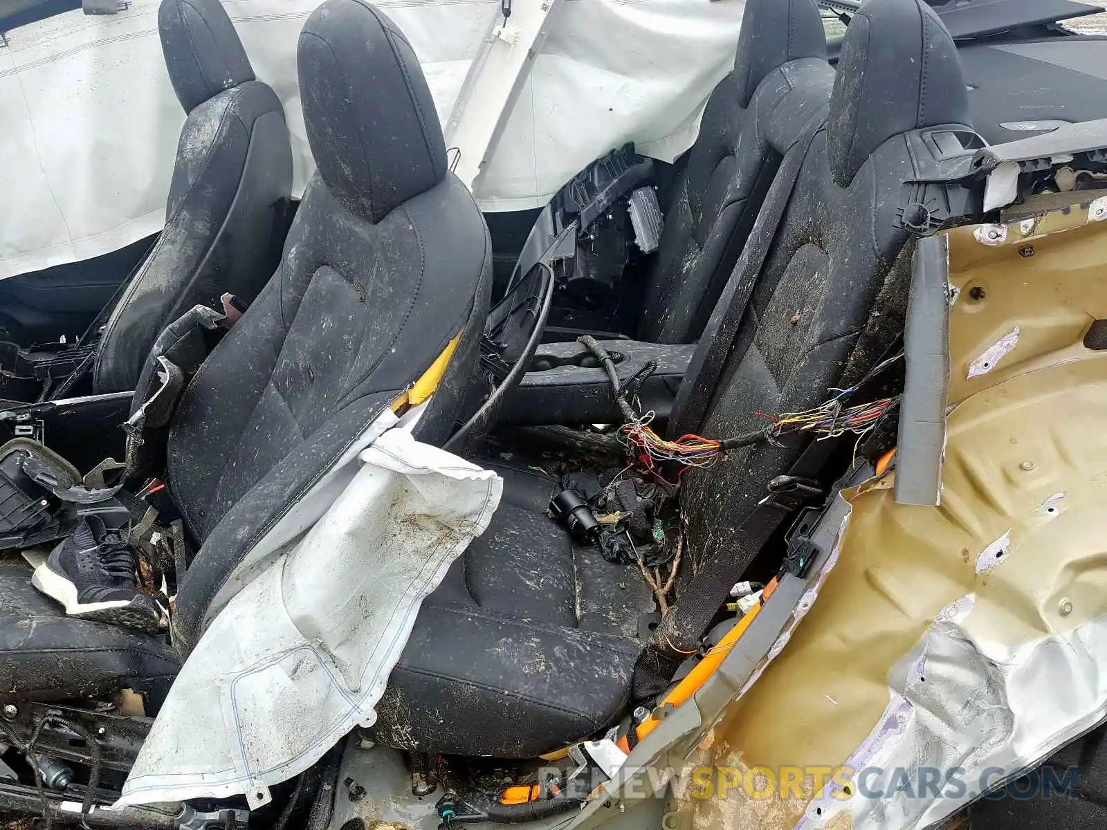 6 Photograph of a damaged car 5YJ3E1EB2KF389503 TESLA MODEL 3 2019